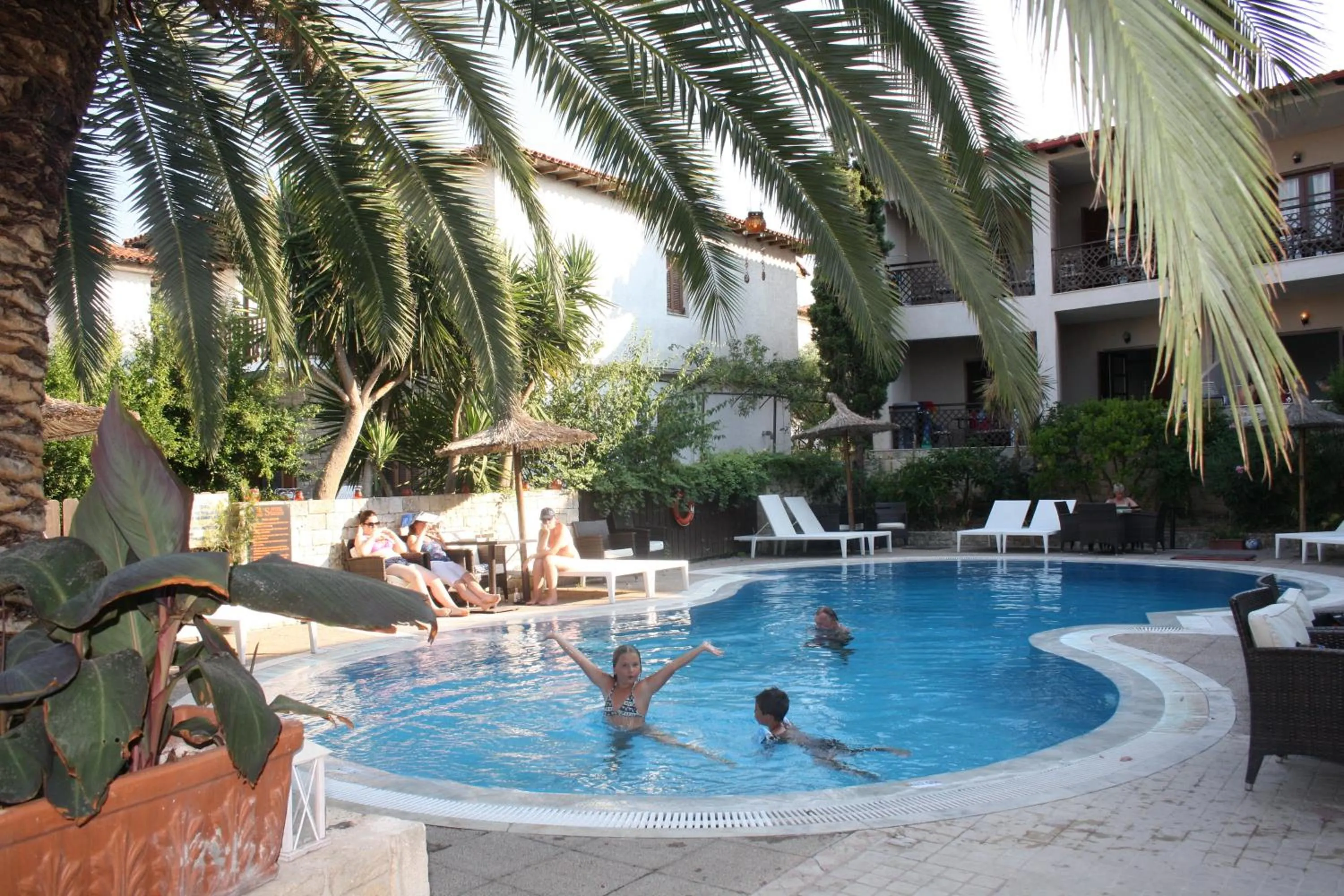 Swimming pool in Stamos Hotel
