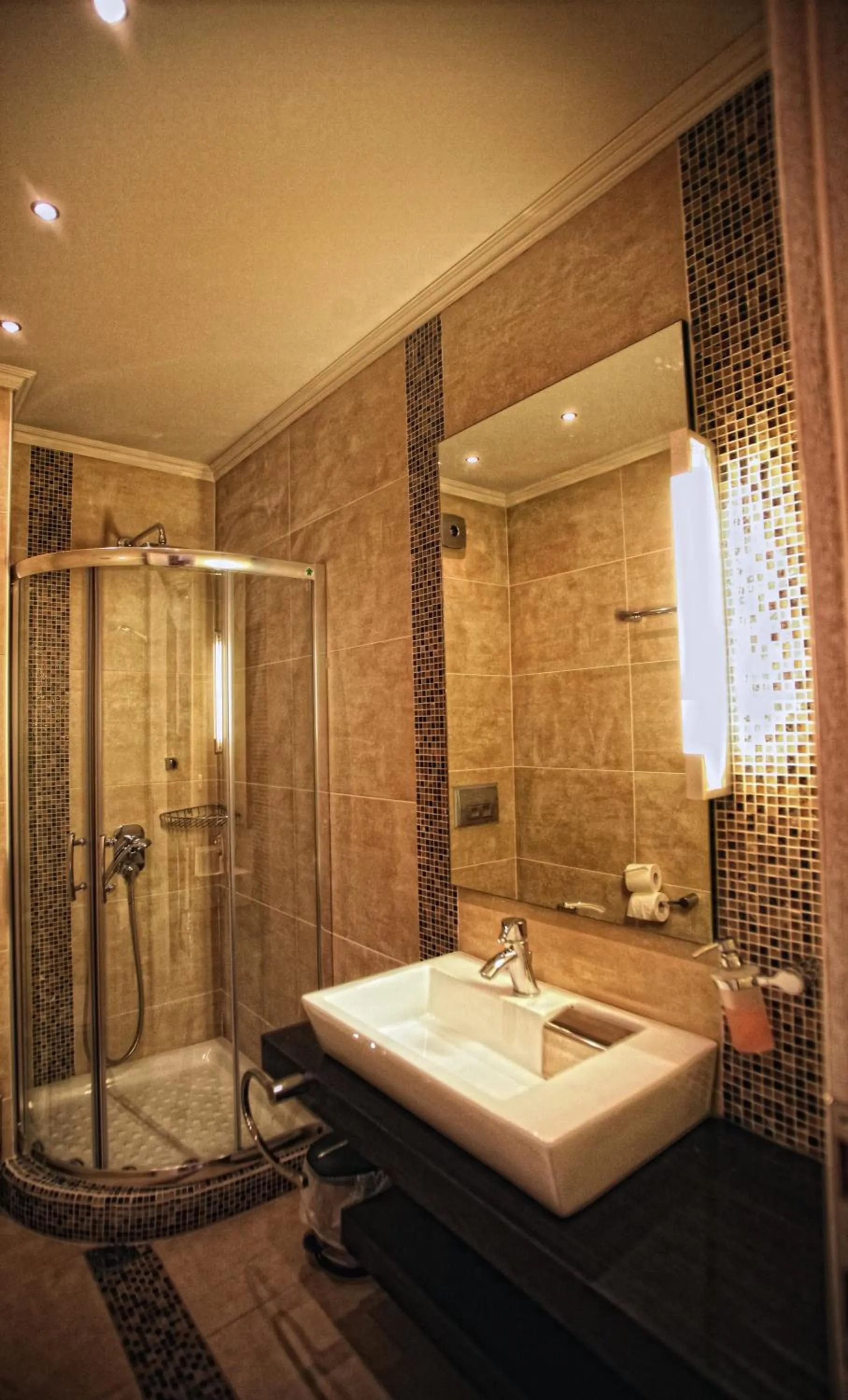 Bathroom in Stamos Hotel