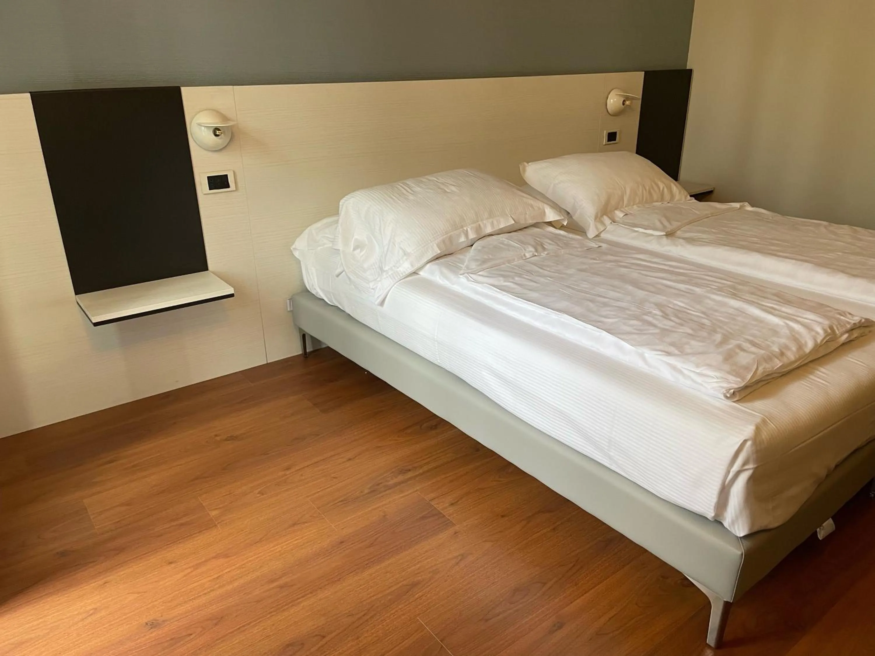 Bed in Hotel Al Caval