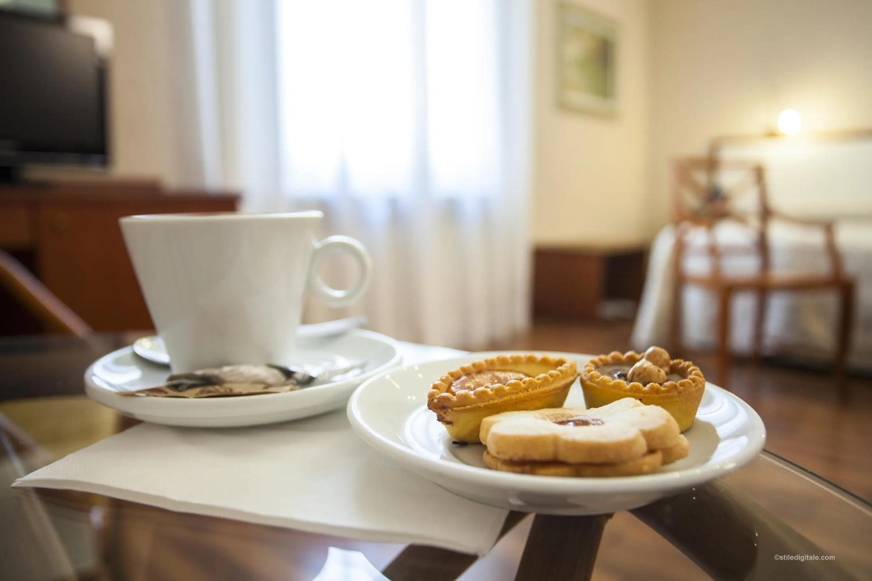 Breakfast, Bed in Hotel Blumen Collection by GSA Hotels