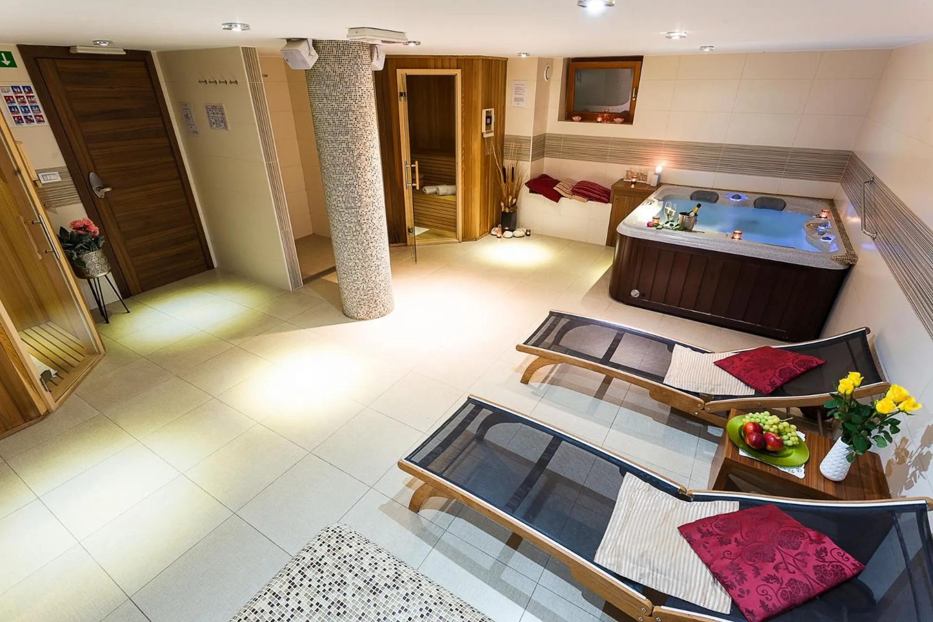 Bed in Villa Aina Boutique Hotel