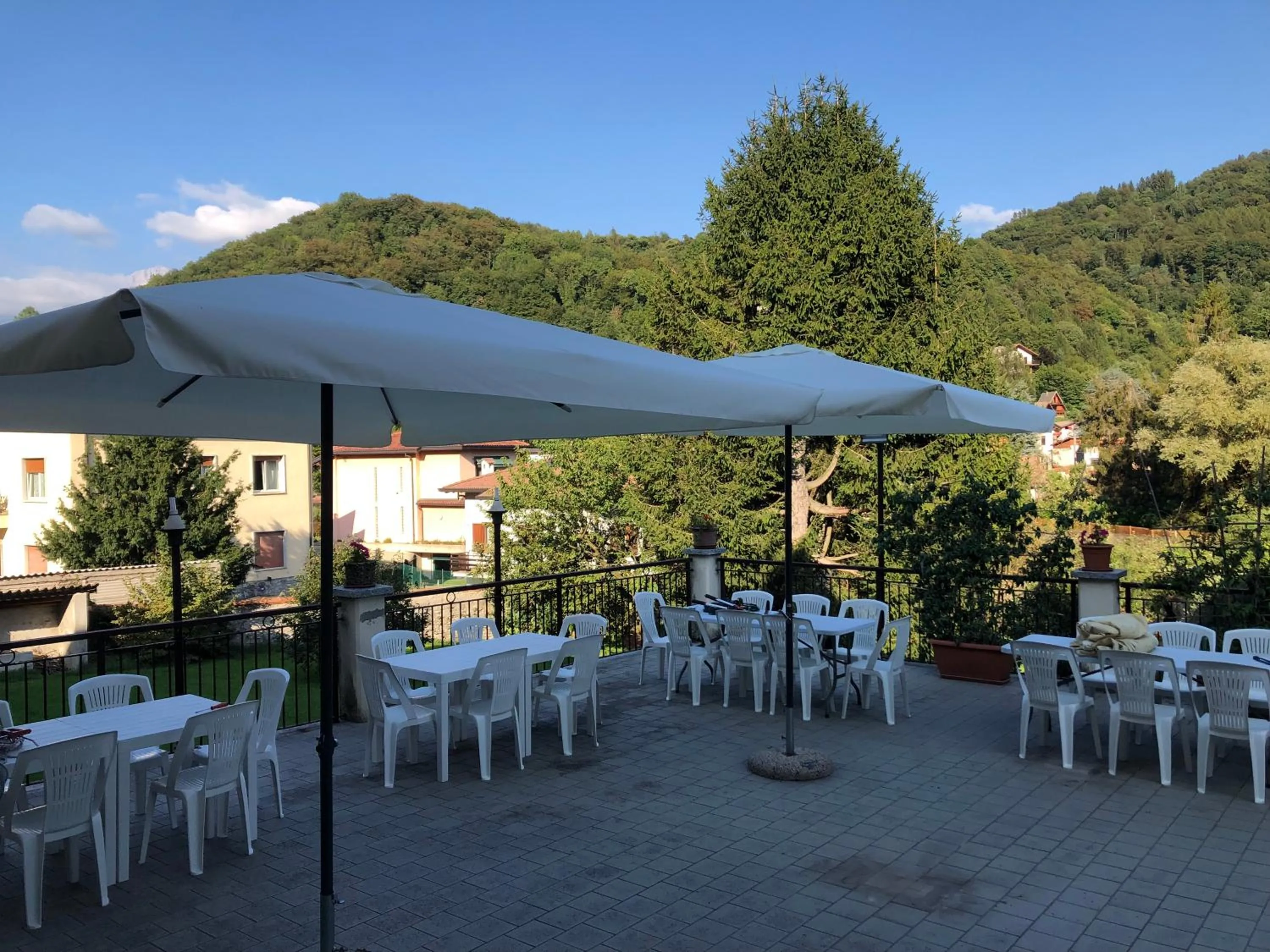 Patio in Albergo Sala