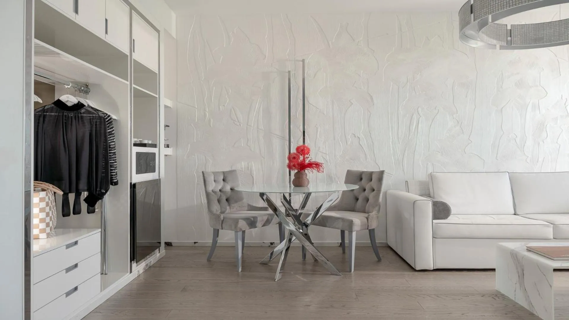 Living room in The Promenade Luxury Wellness Hotel