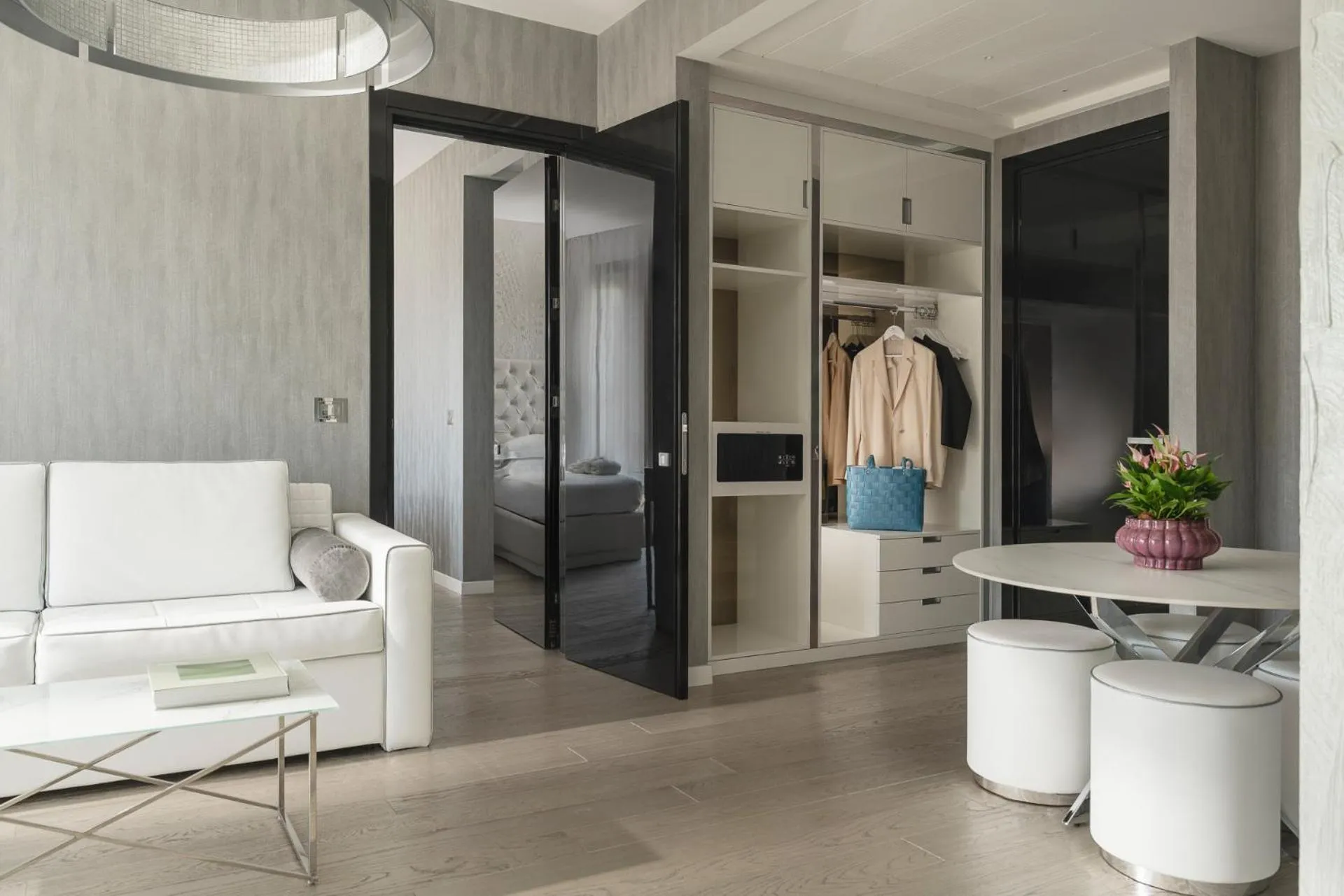 Living room in The Promenade Luxury Wellness Hotel