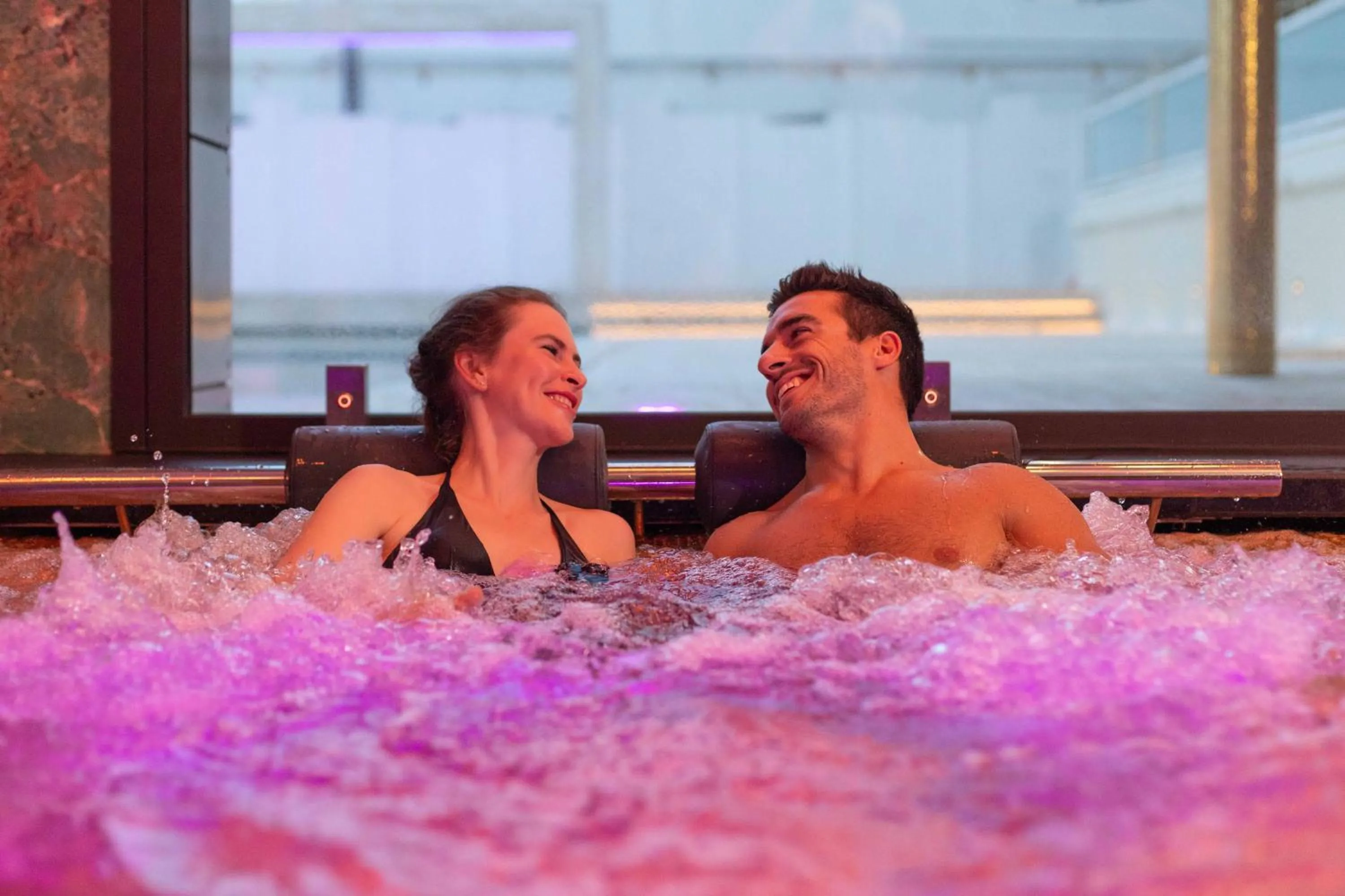 Hot Tub in The Promenade Luxury Wellness Hotel