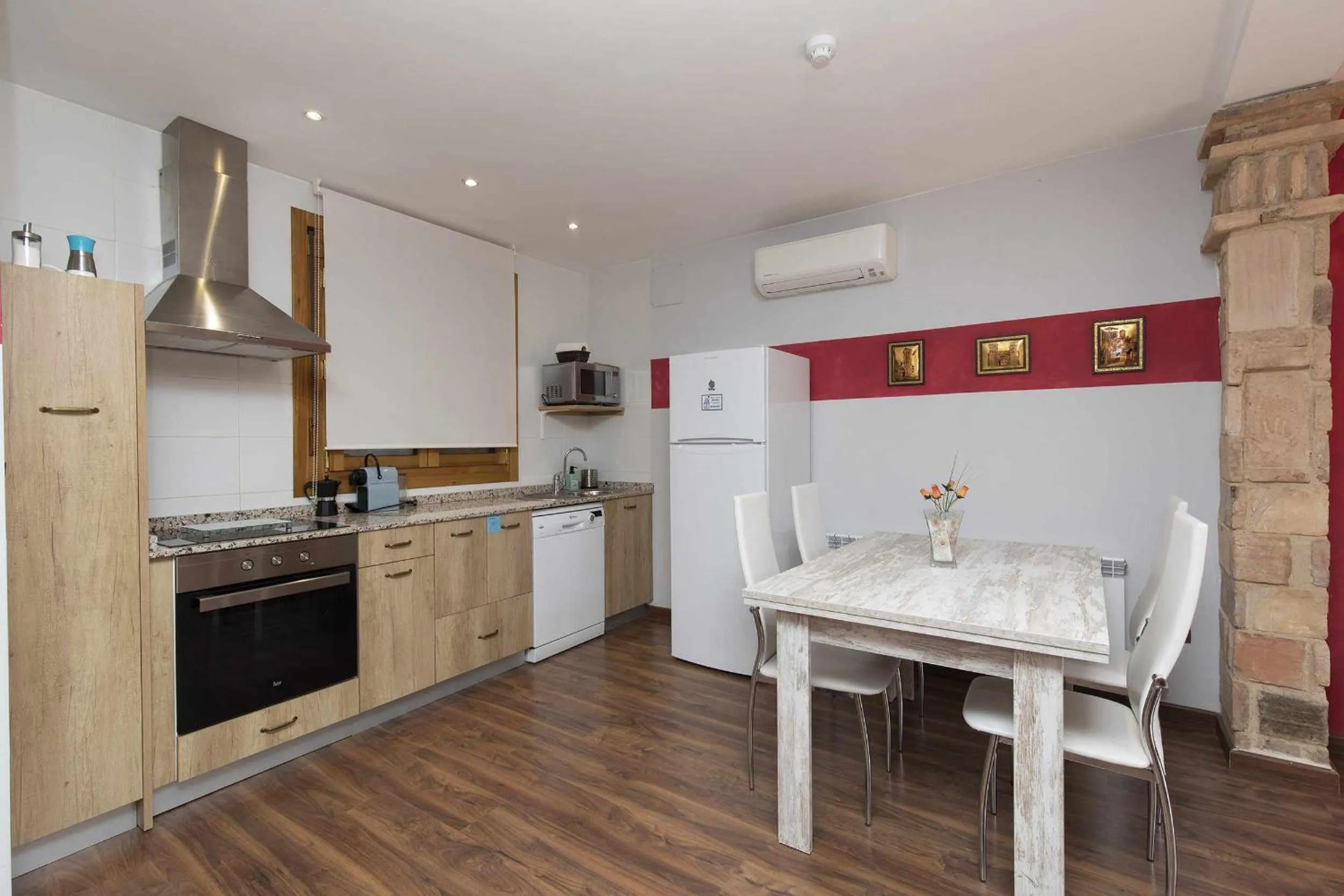 Kitchen or kitchenette in Hotel Apartamentos Melihah