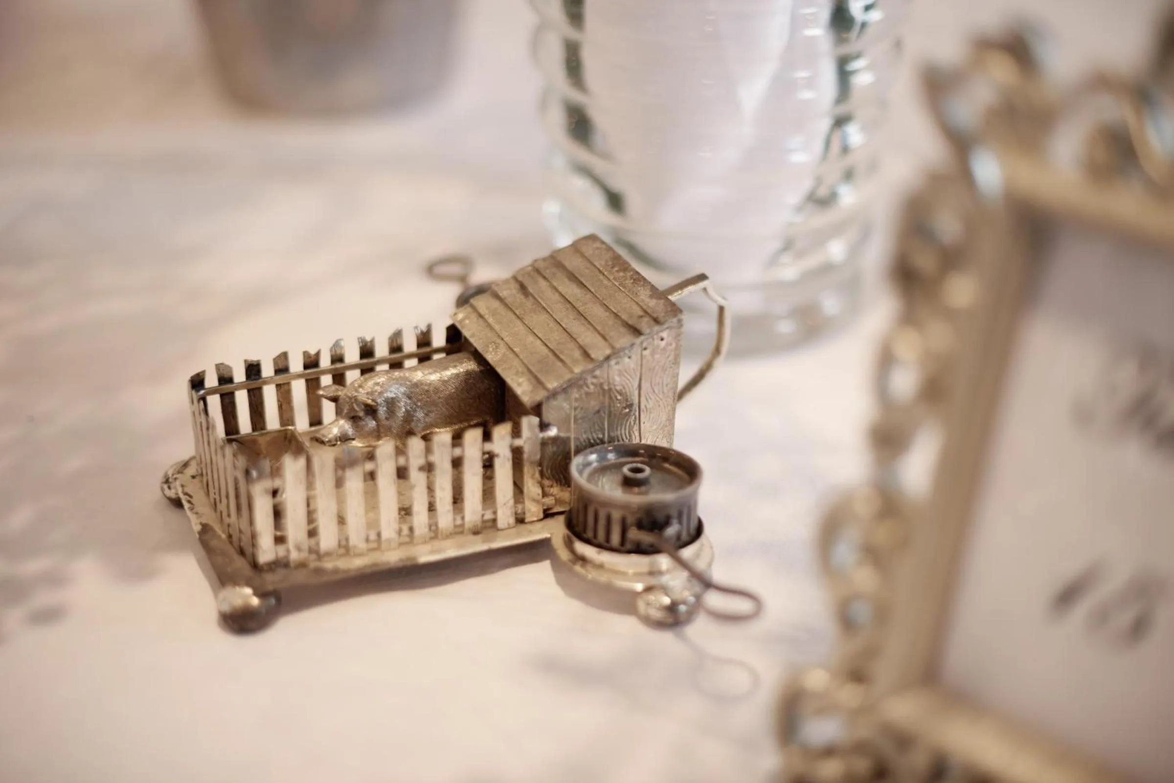 Restaurant/places to eat in Barrow House