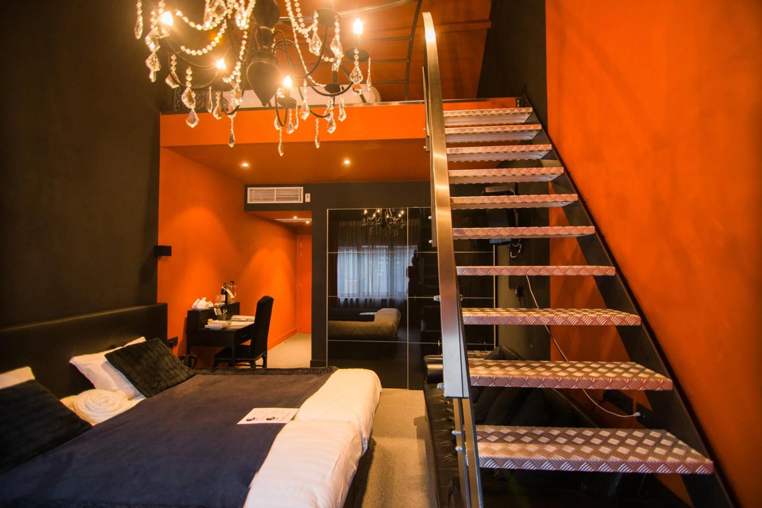 Photo of the whole room, Bed in Hotel Moon