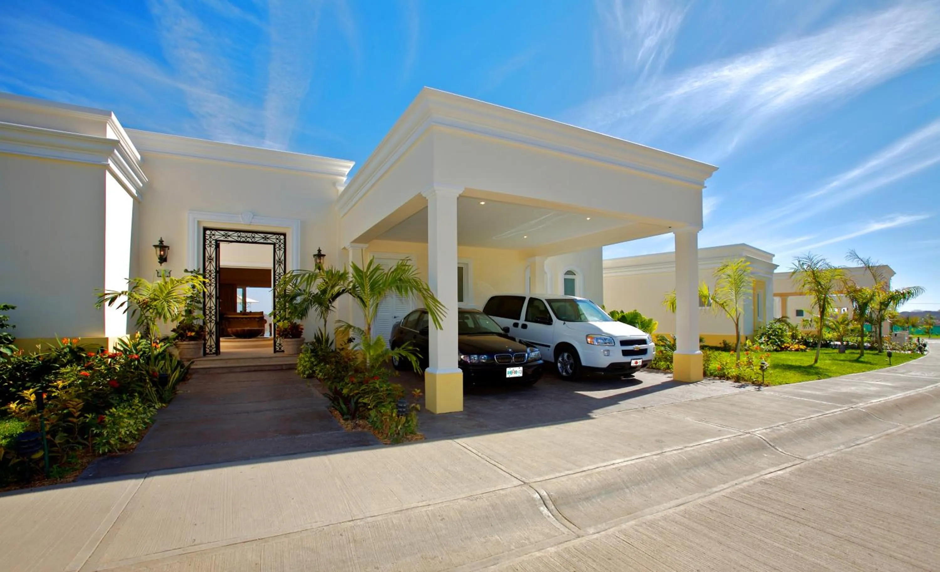 Facade/entrance in Pueblo Bonito Emerald Luxury Villas & Spa All Inclusive