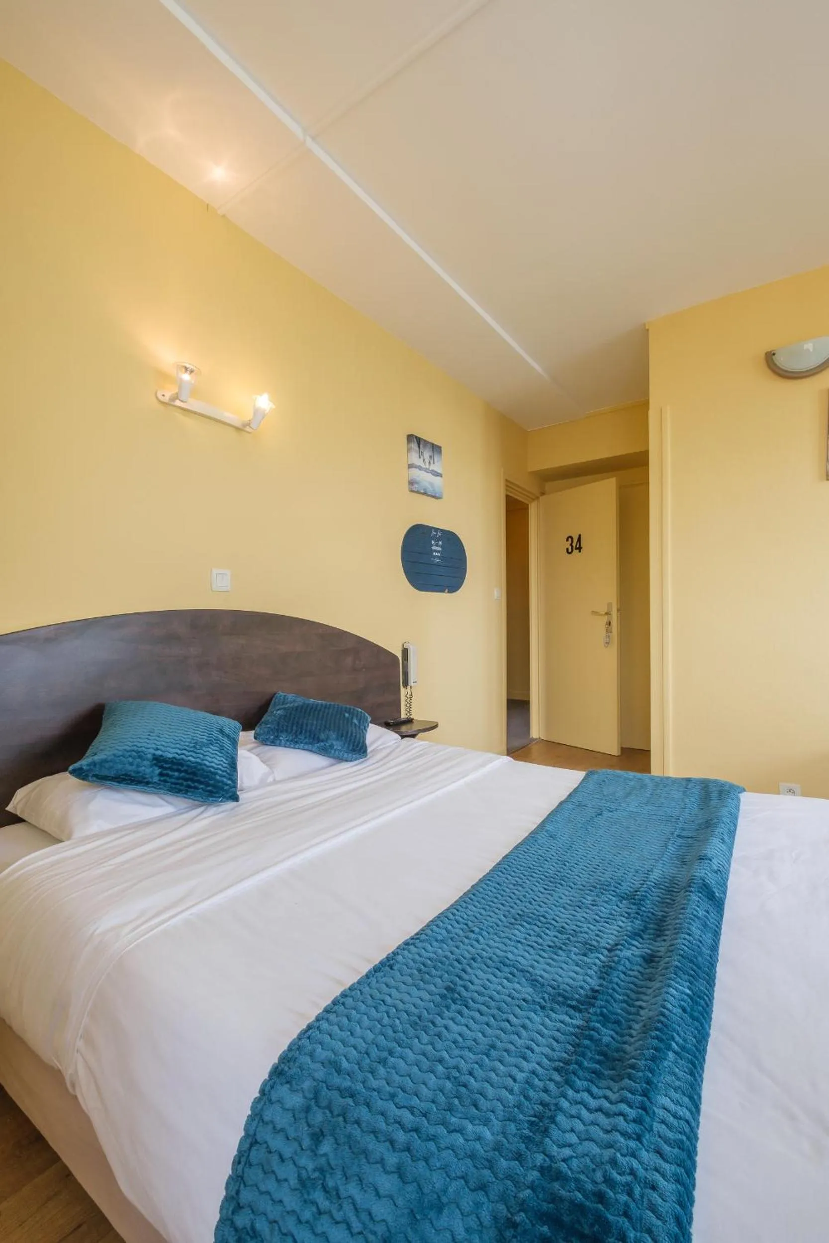 Bed in Hôtel Du Port