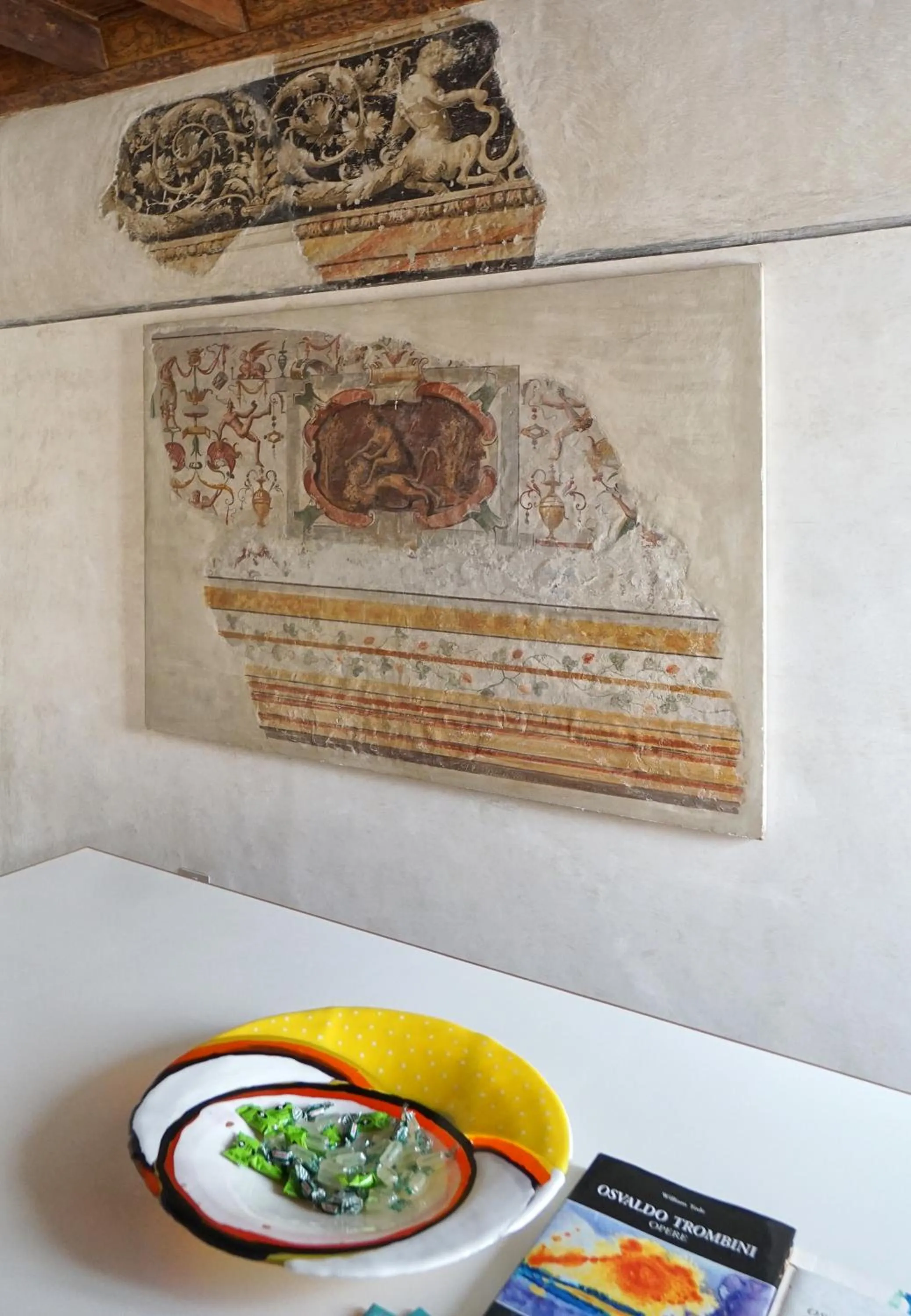 Decorative detail in Casa del Pittore