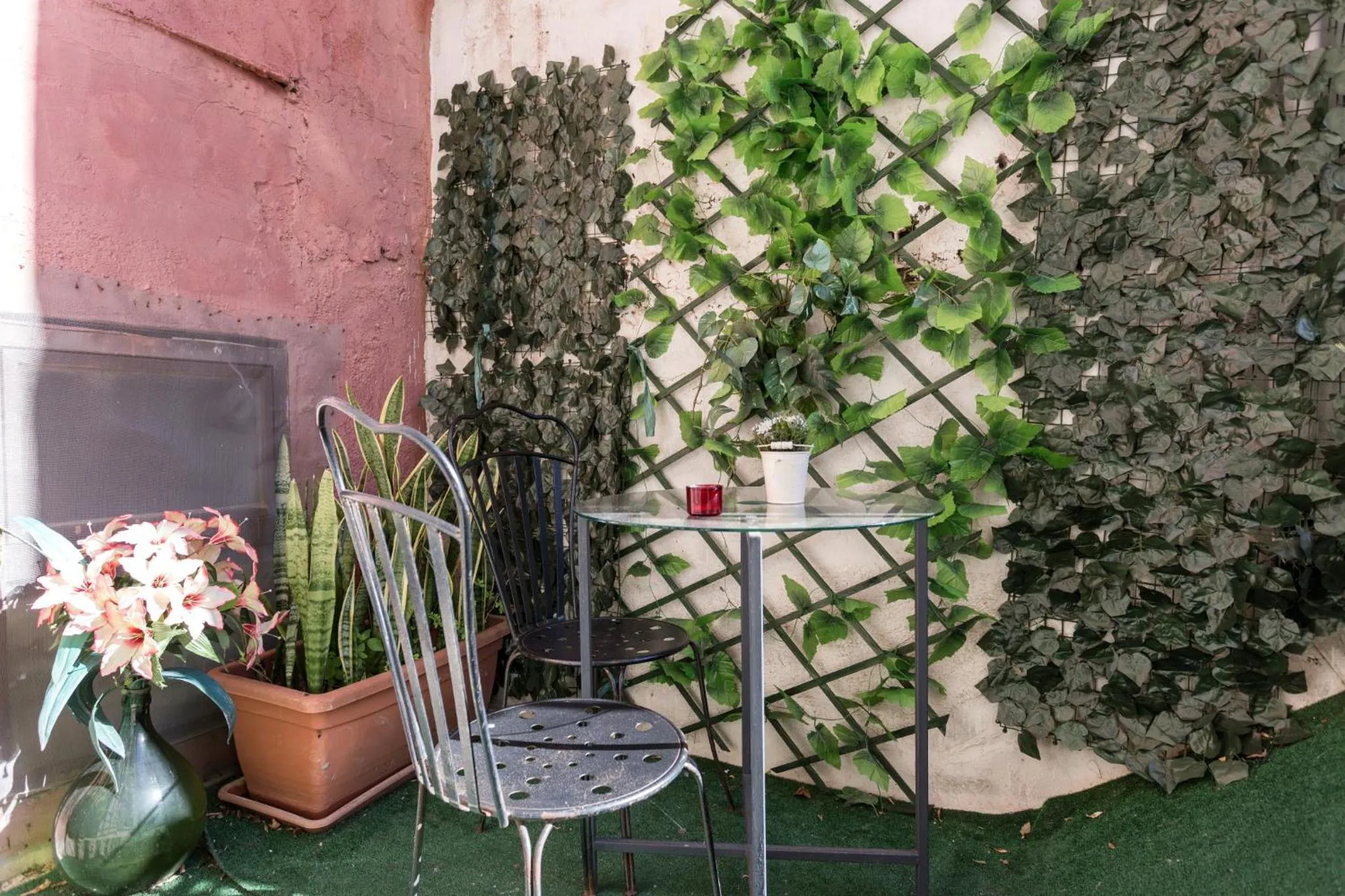 Patio in Da Gianni e Lucia Rooms with bathroom in the city center