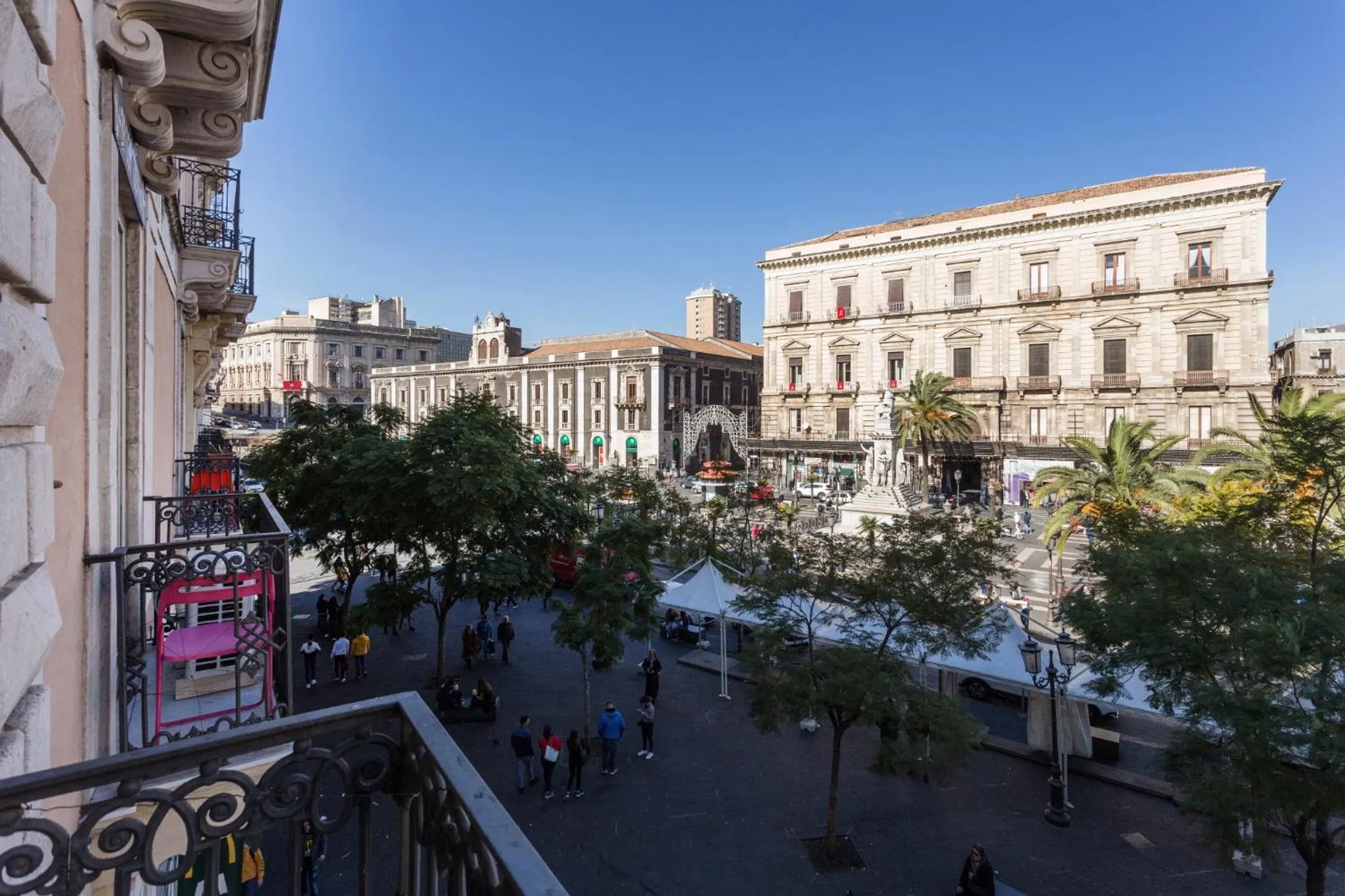 Balcony/Terrace in Da Gianni e Lucia Rooms with bathroom in the city center