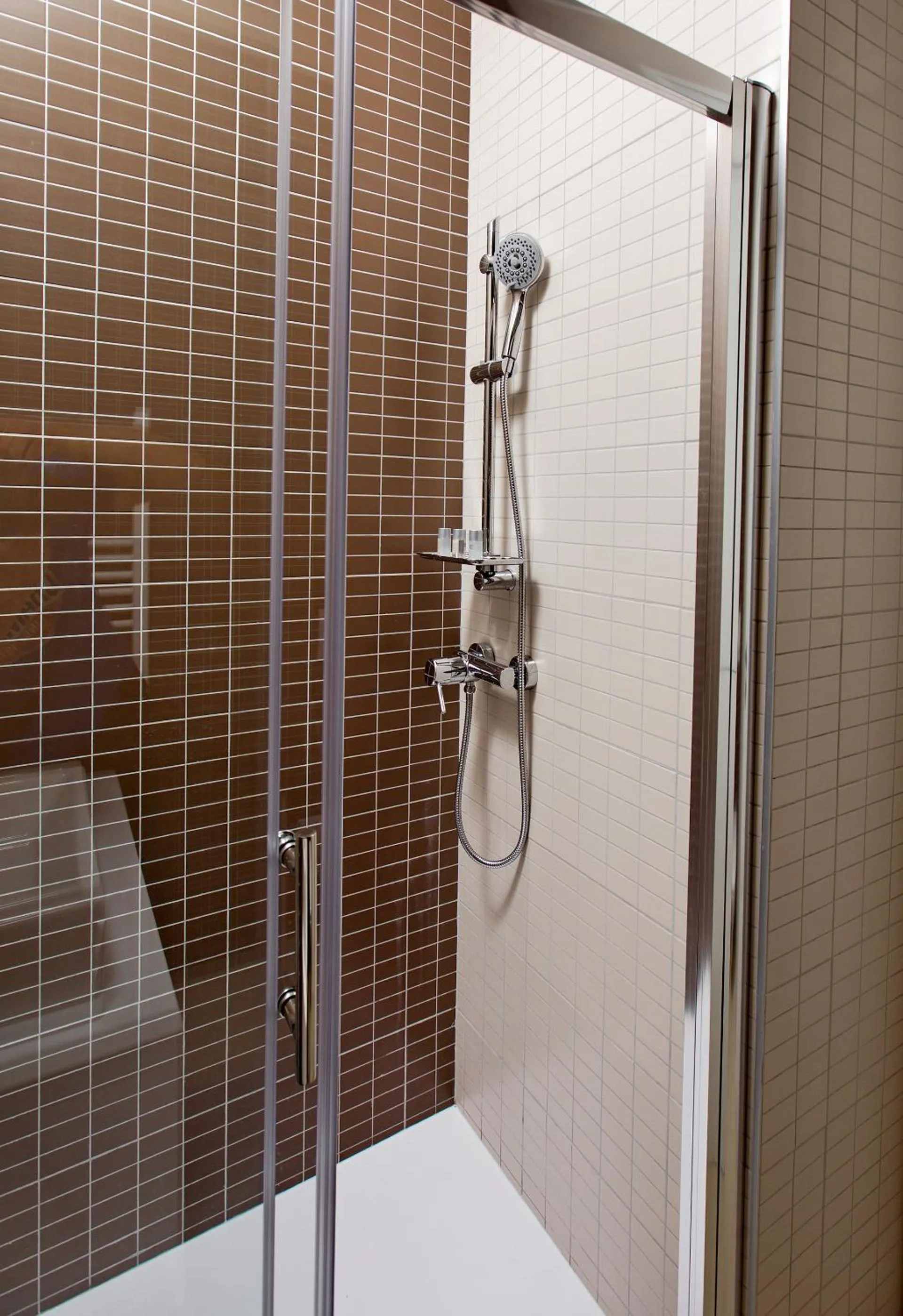 Shower in Dream Hotel