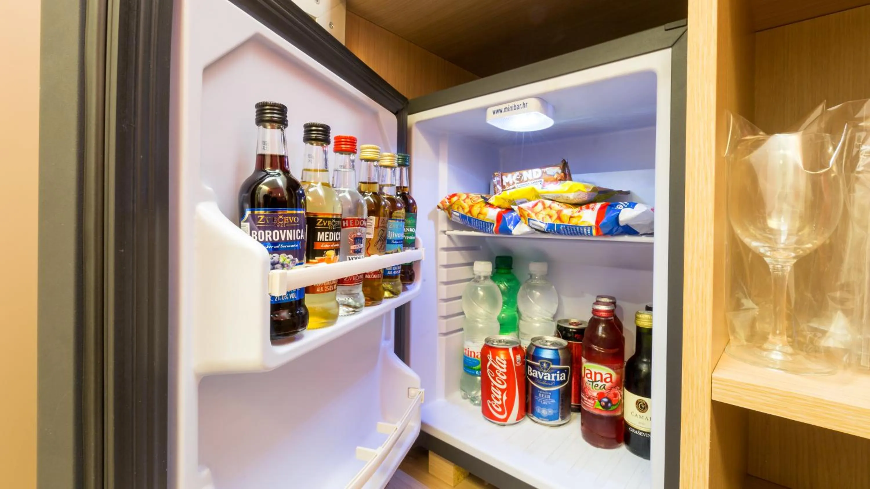 Alcoholic drinks in Dream Hotel