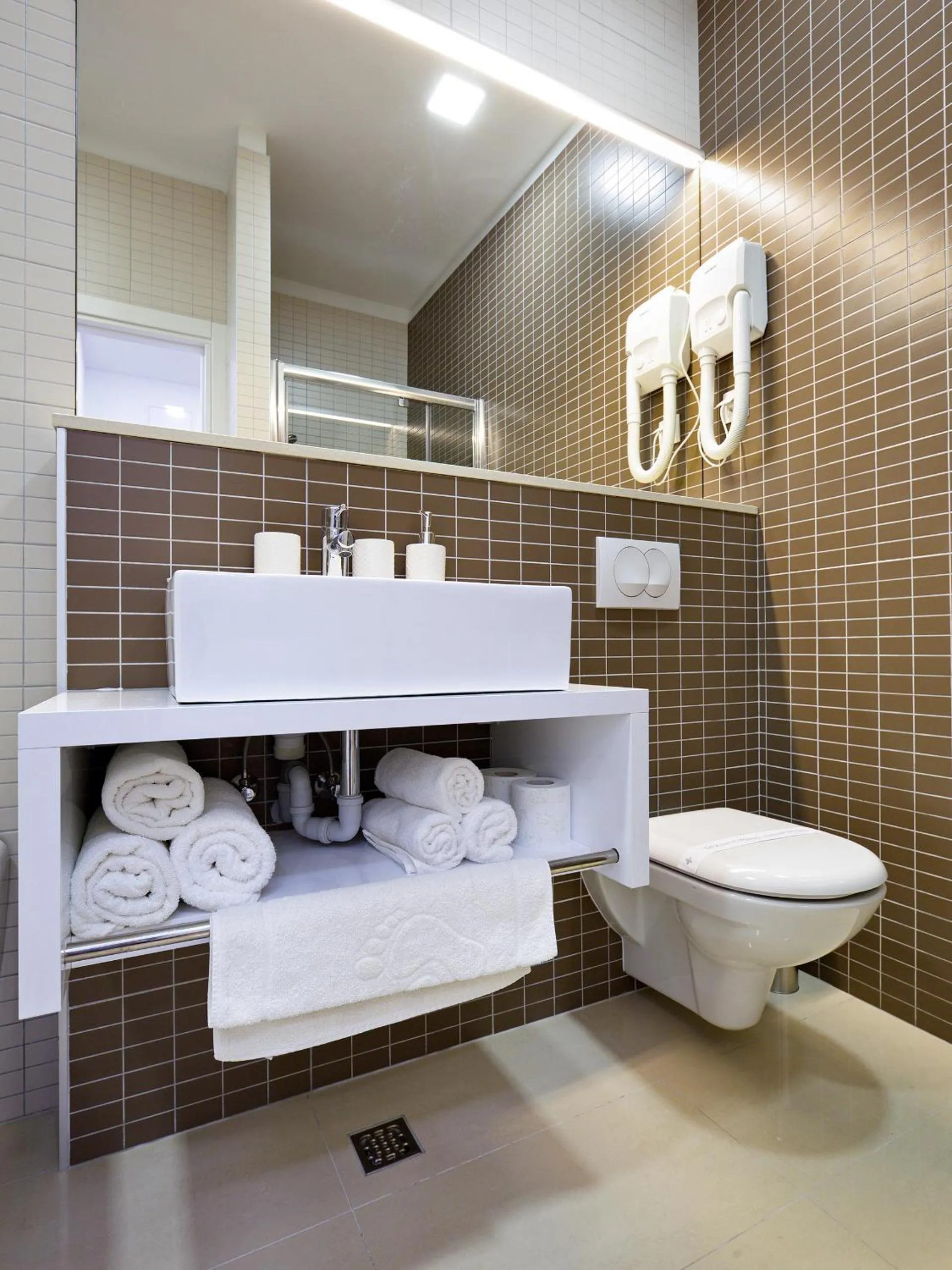 Toilet in Dream Hotel