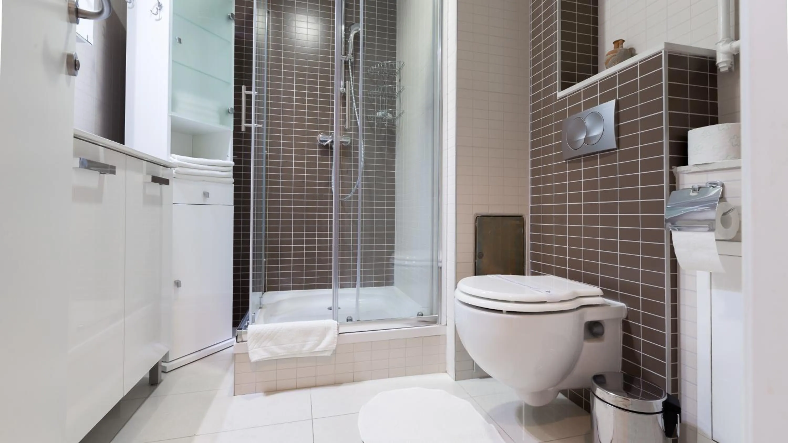 Bathroom in Dream Hotel