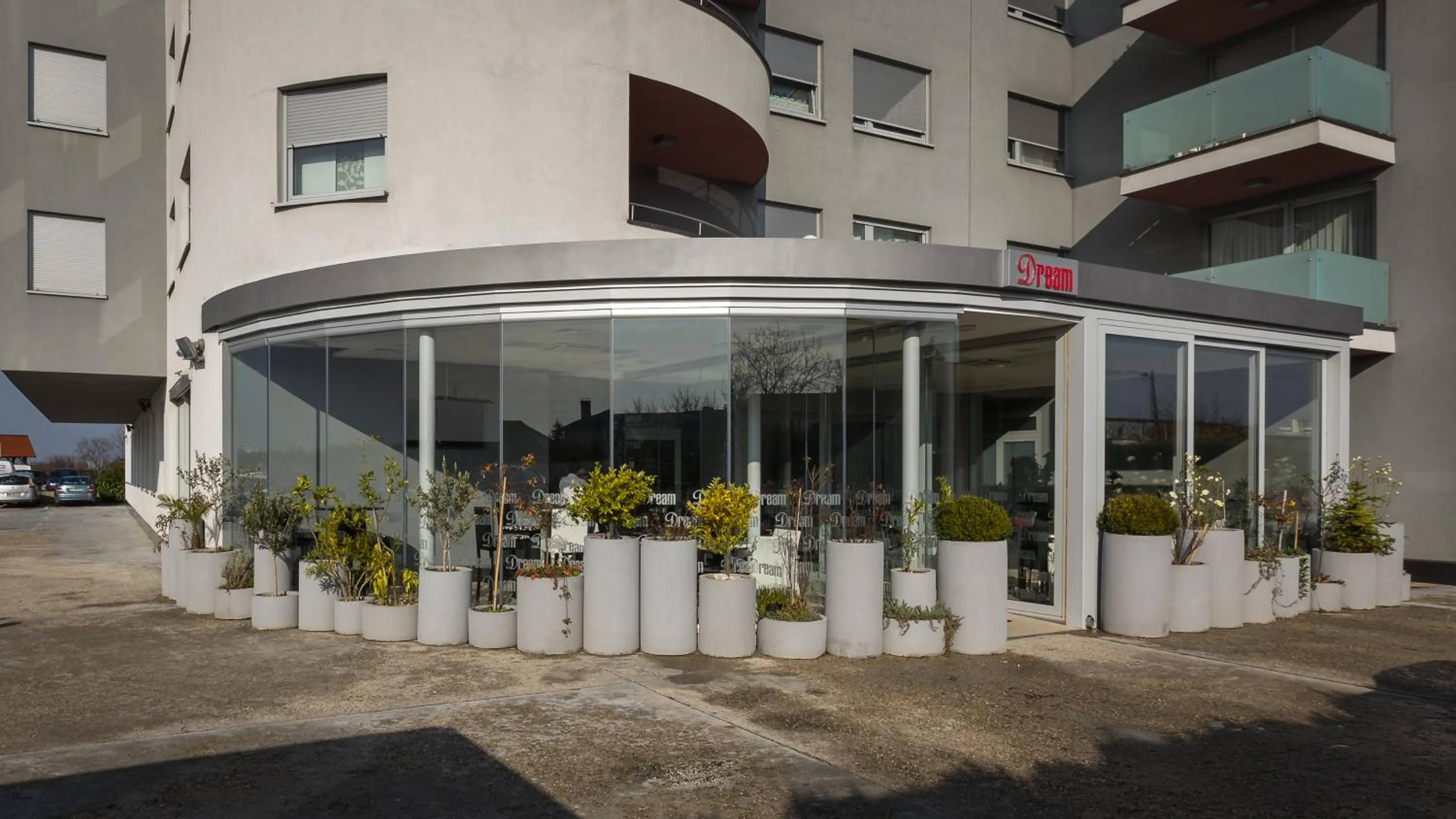 Facade/entrance in Dream Hotel