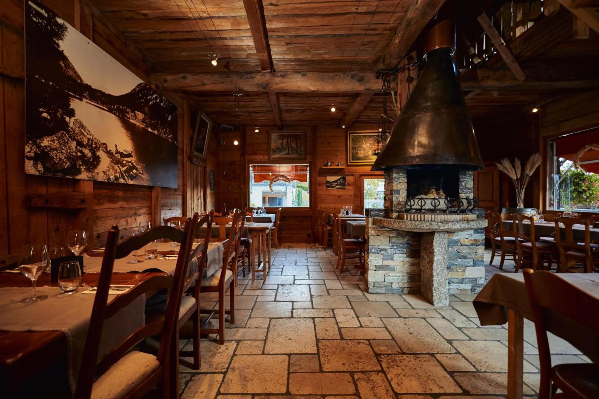 Restaurant/places to eat in Au Vieux Champex