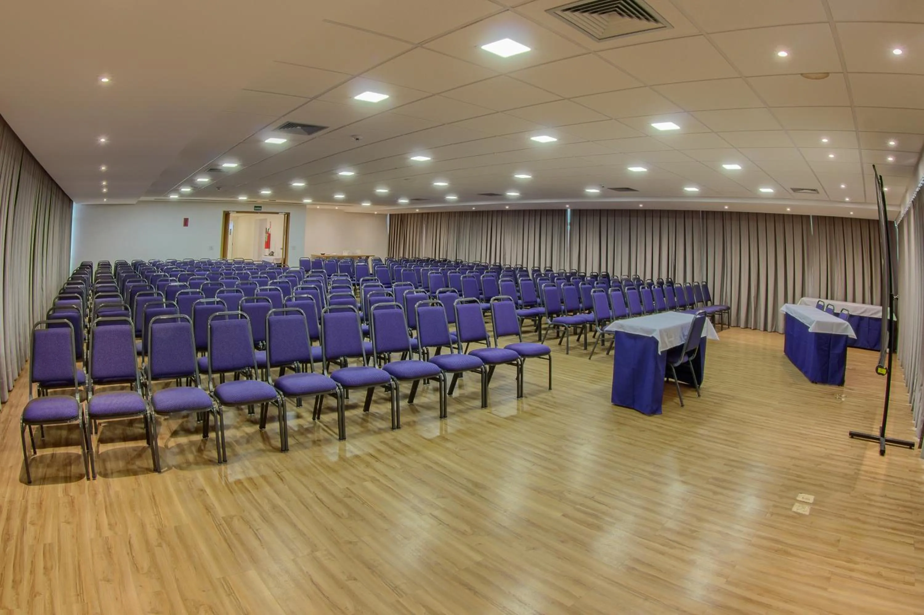 Banquet/Function facilities in Marante Executive Hotel