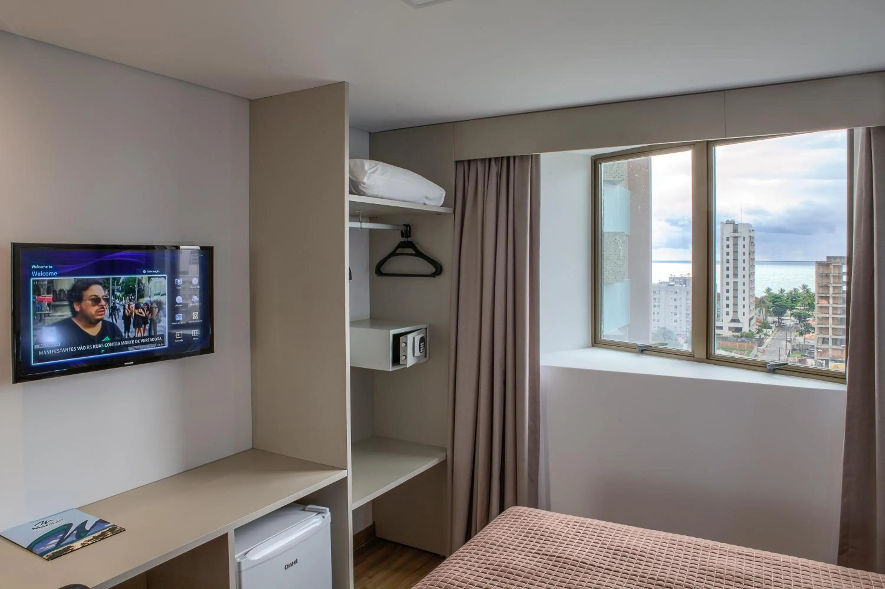 Photo of the whole room, Bed in Marante Executive Hotel