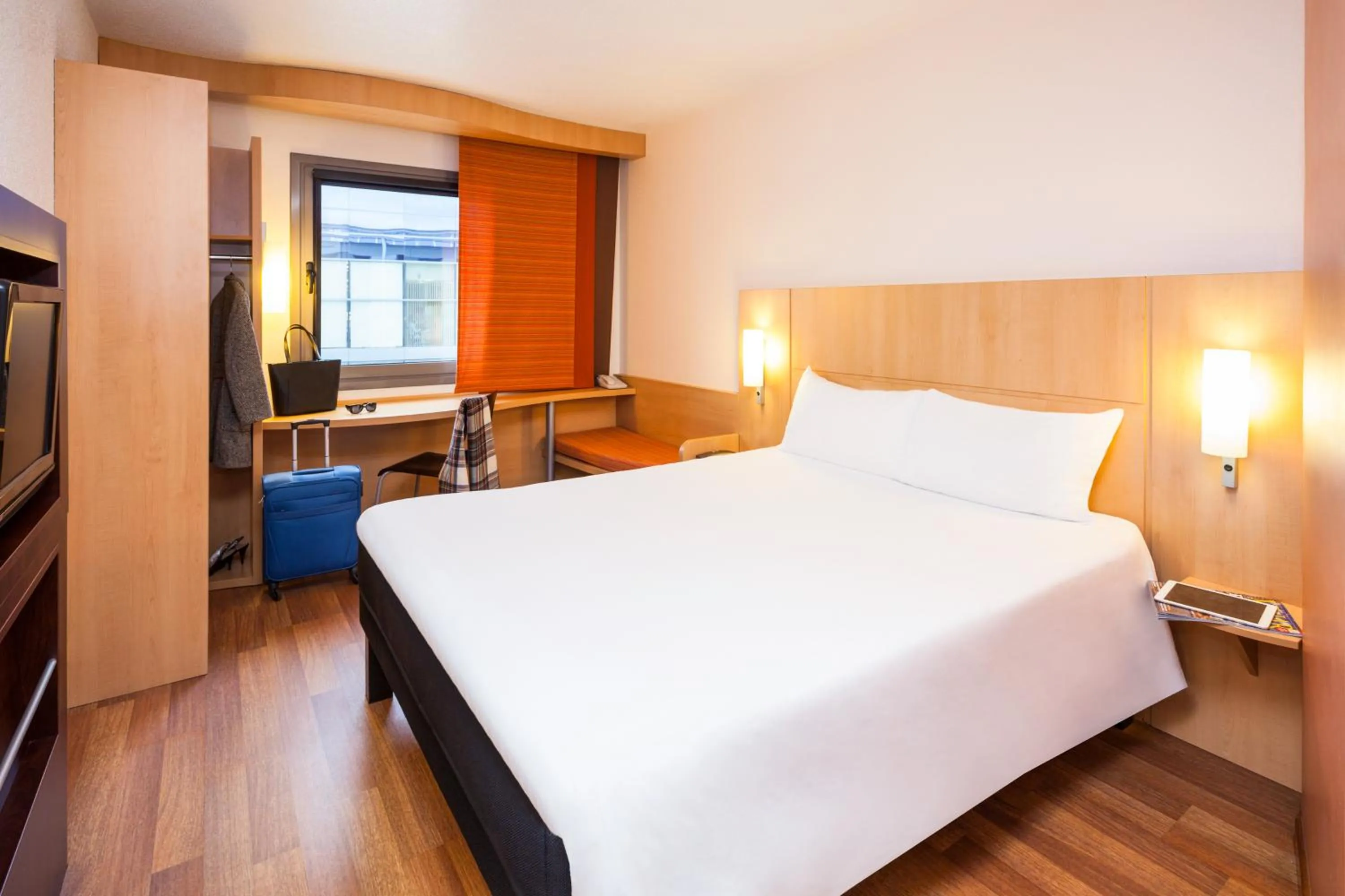 Decorative detail, Bed in ibis Mulhouse Centre Filature