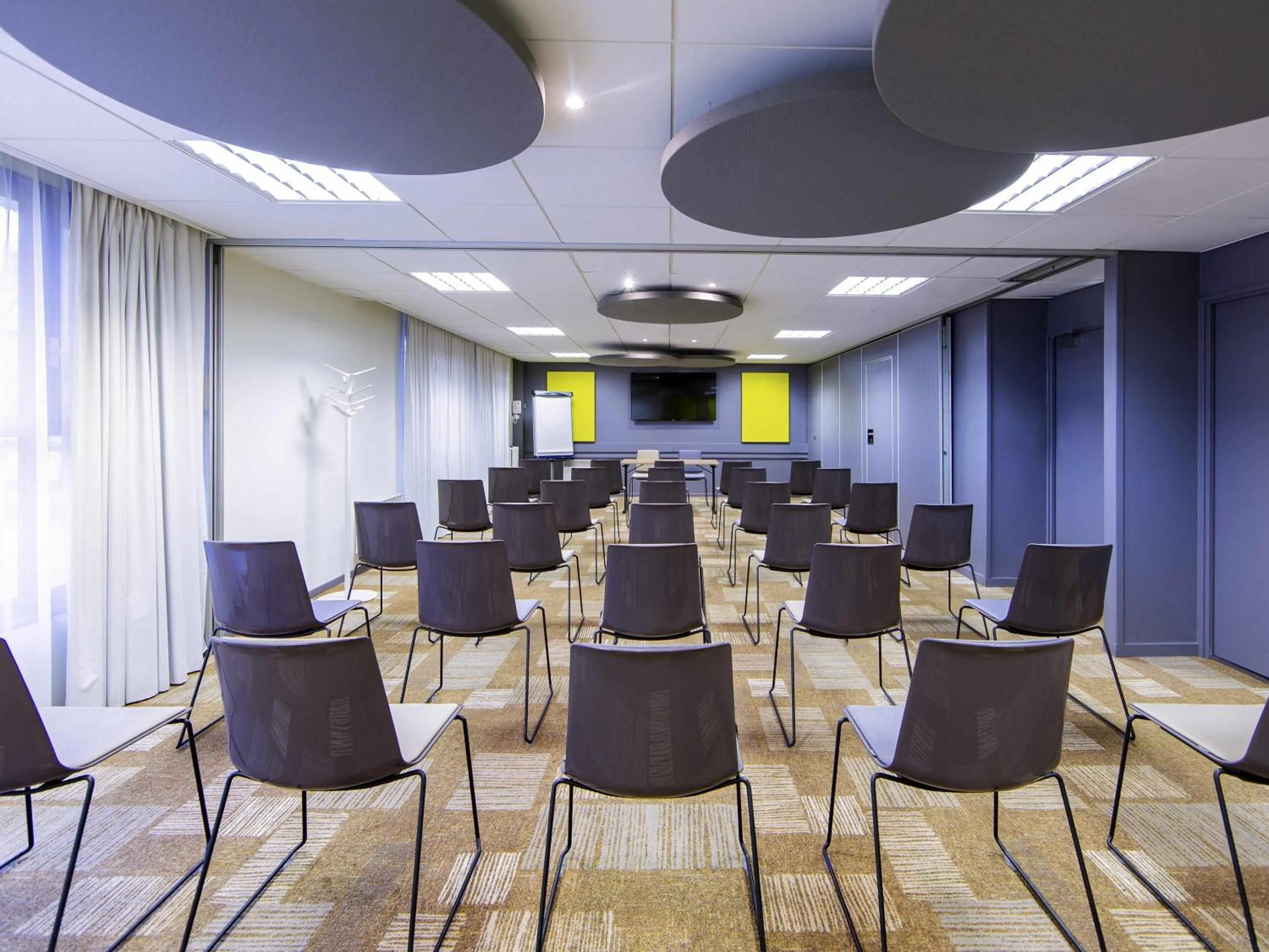 Meeting/conference room in ibis Mulhouse Centre Filature