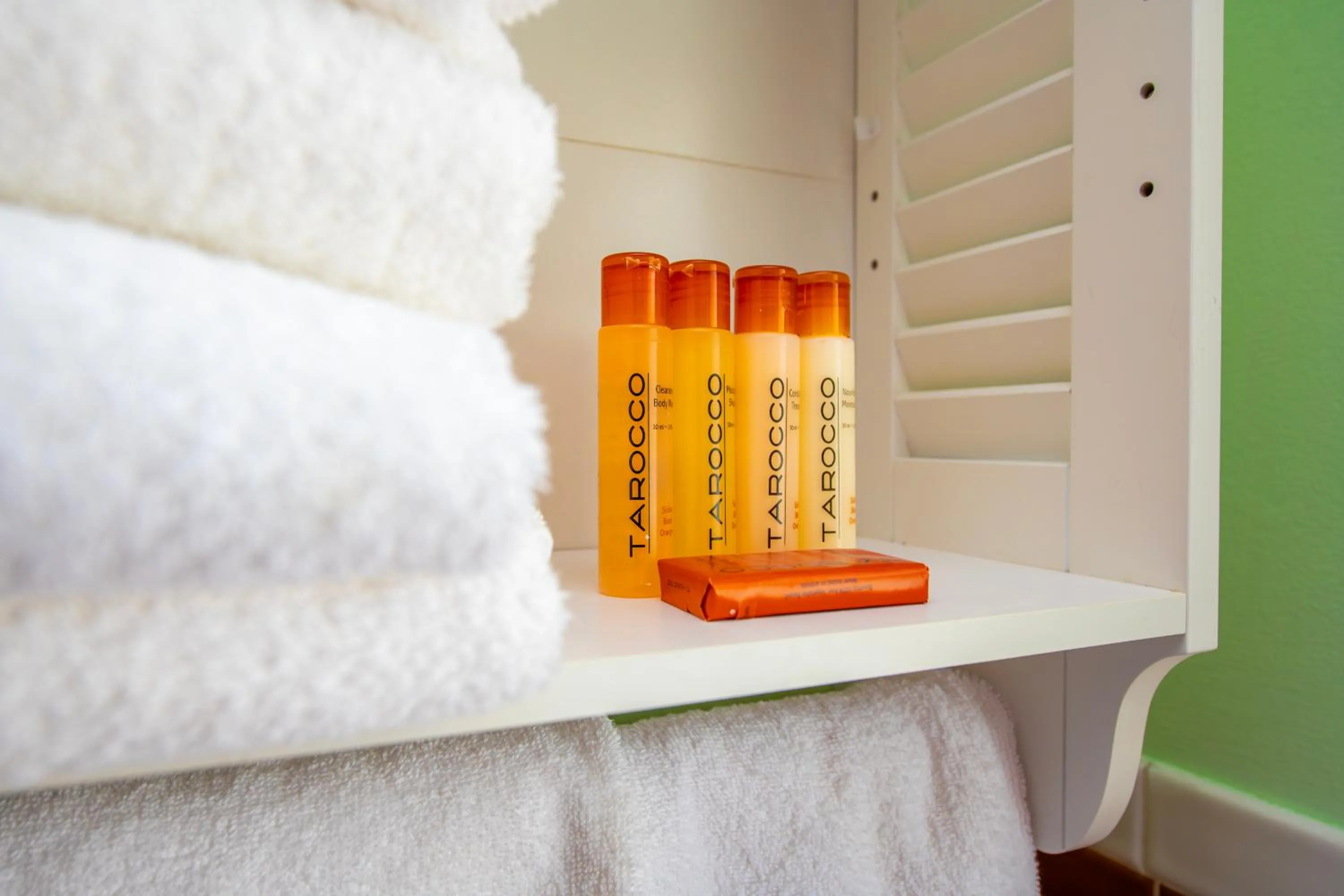 Bathroom in Drifting Sands Oceanfront Hotel