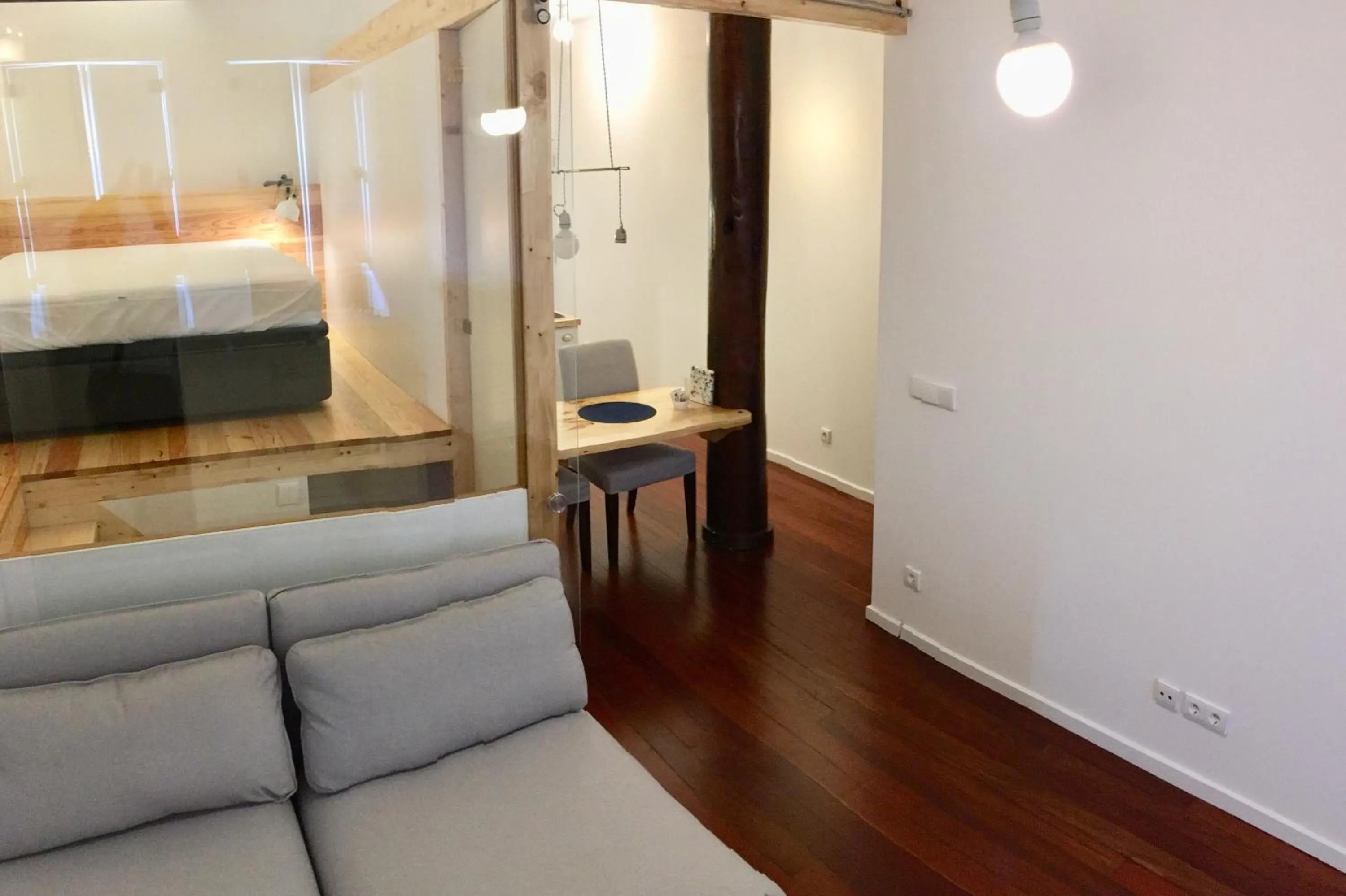 TV and multimedia in Goabio apartments 2 river view