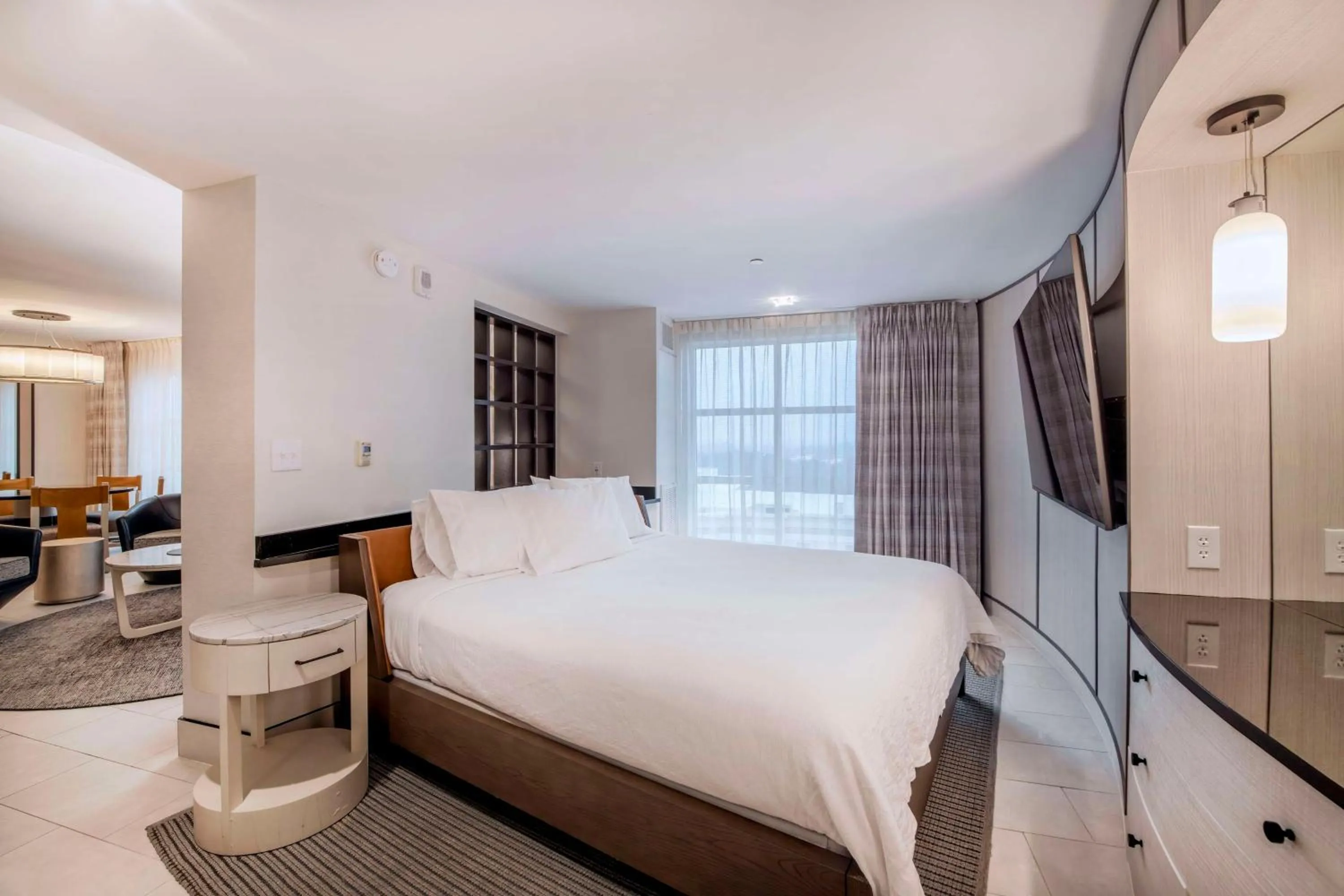 Bedroom, Bed in Embassy Suites by Hilton Raleigh Durham Airport Brier Creek