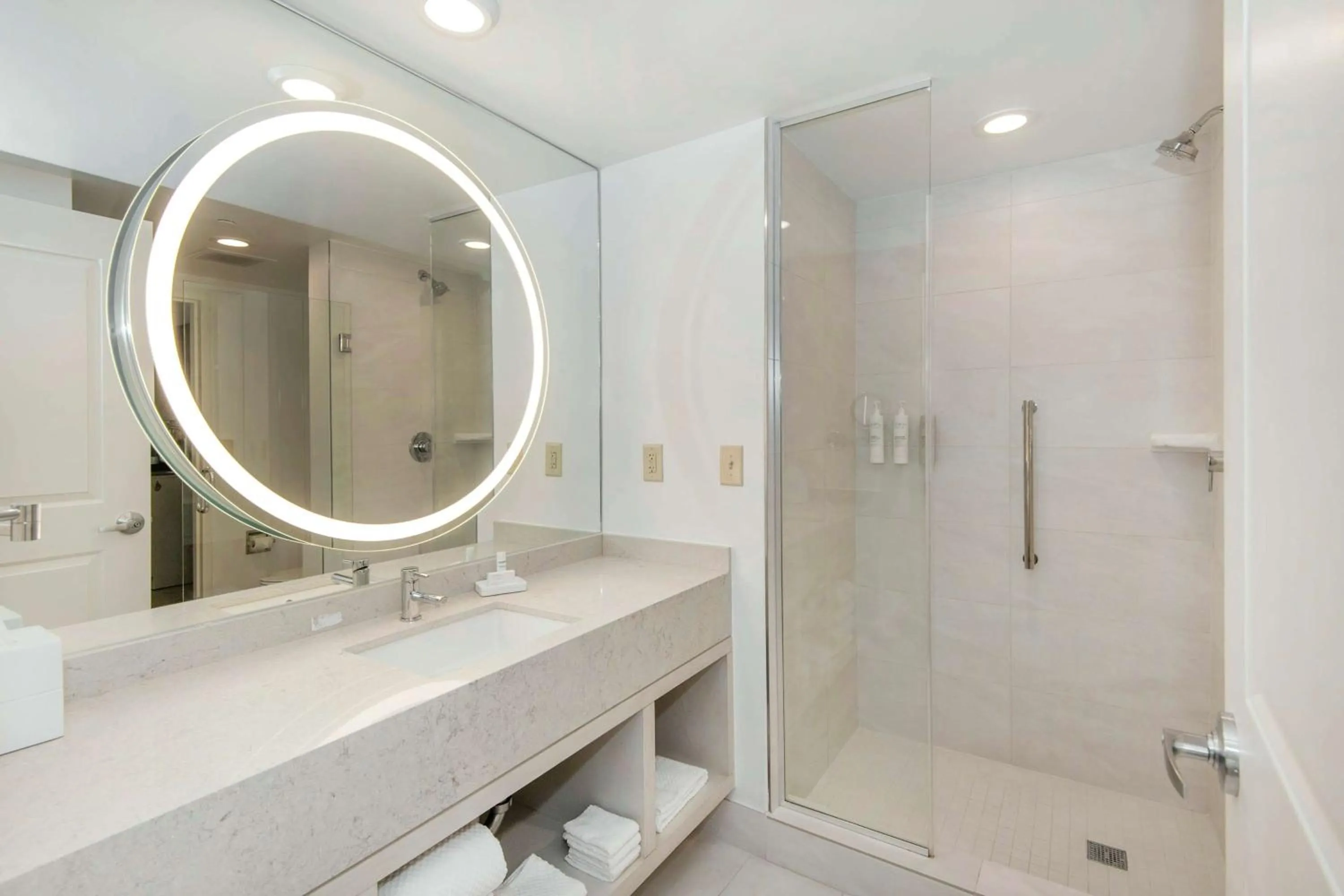 Bathroom in Embassy Suites by Hilton Raleigh Durham Airport Brier Creek