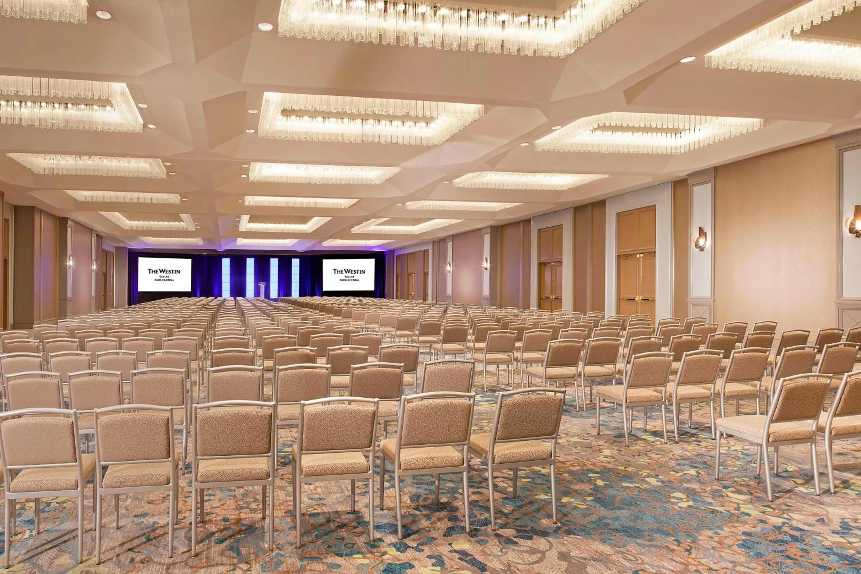 Meeting/conference room in The Westin Dallas Park Central