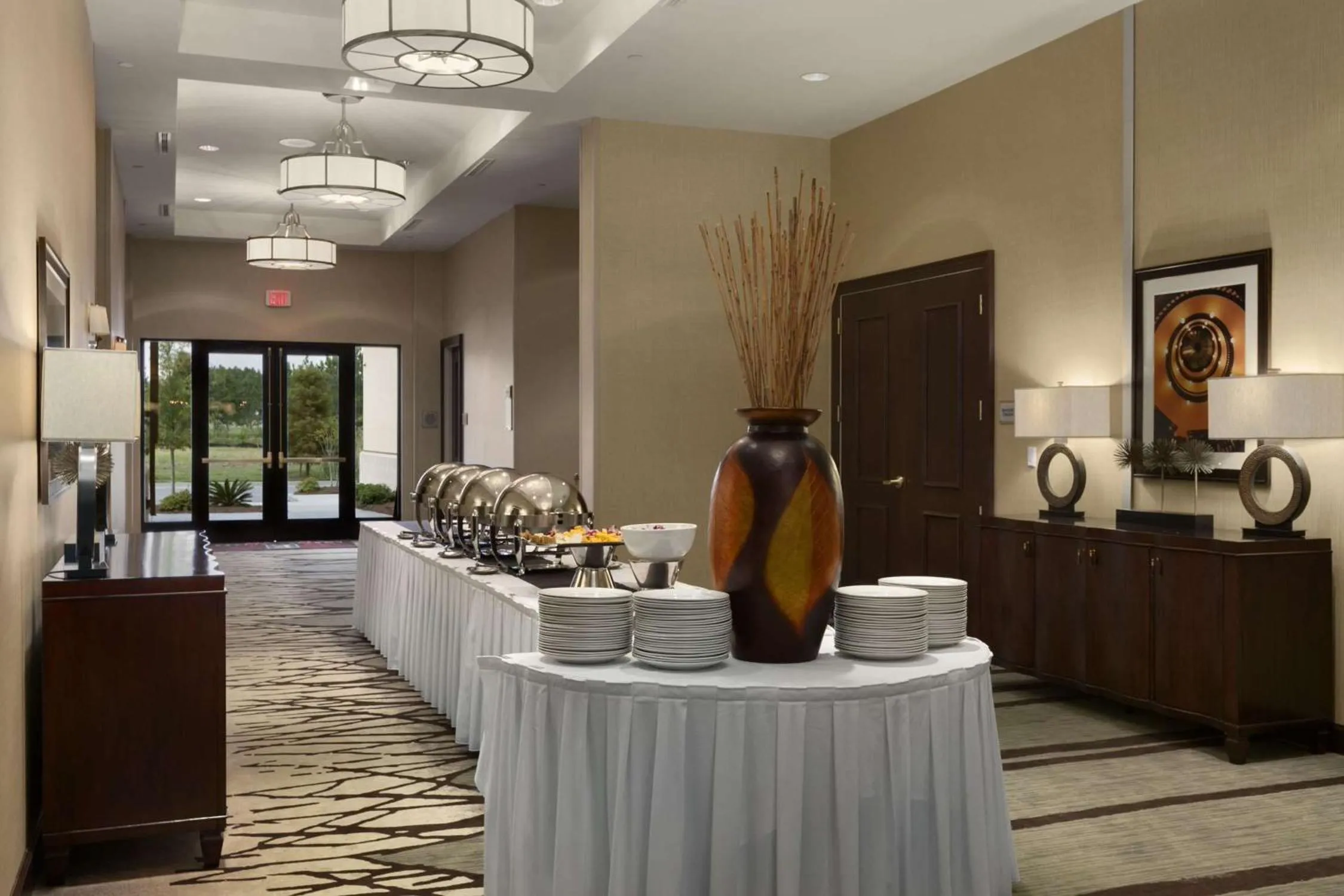 Meeting/conference room in Embassy Suites Savannah Airport