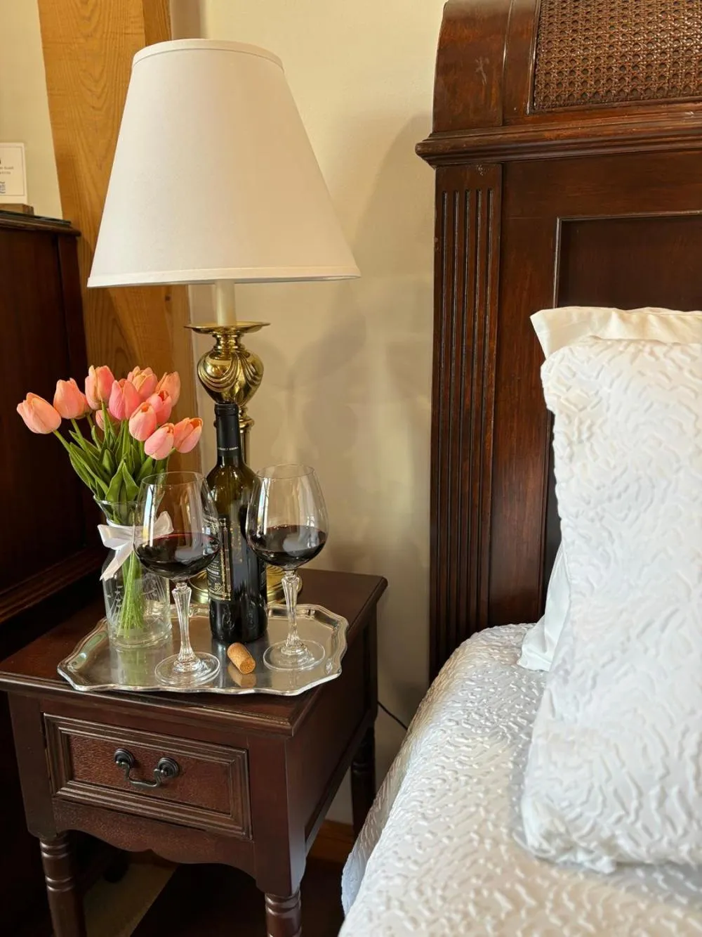 Bedroom, Bed in Spouter Inn Bed & Breakfast