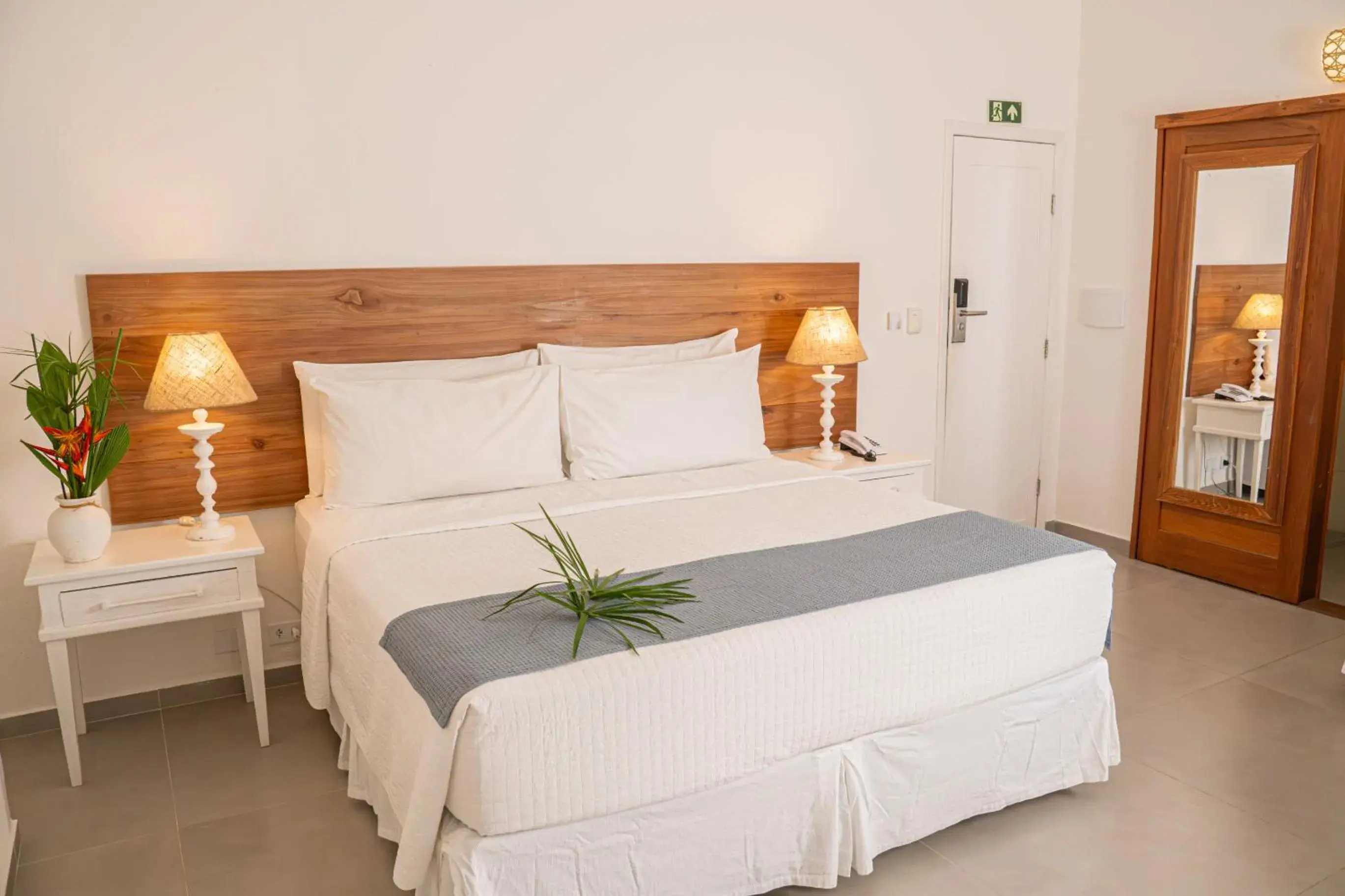 Deluxe Room in Saint Tropez Praia Hotel Deluxe Room in Saint Tropez Praia Hotel