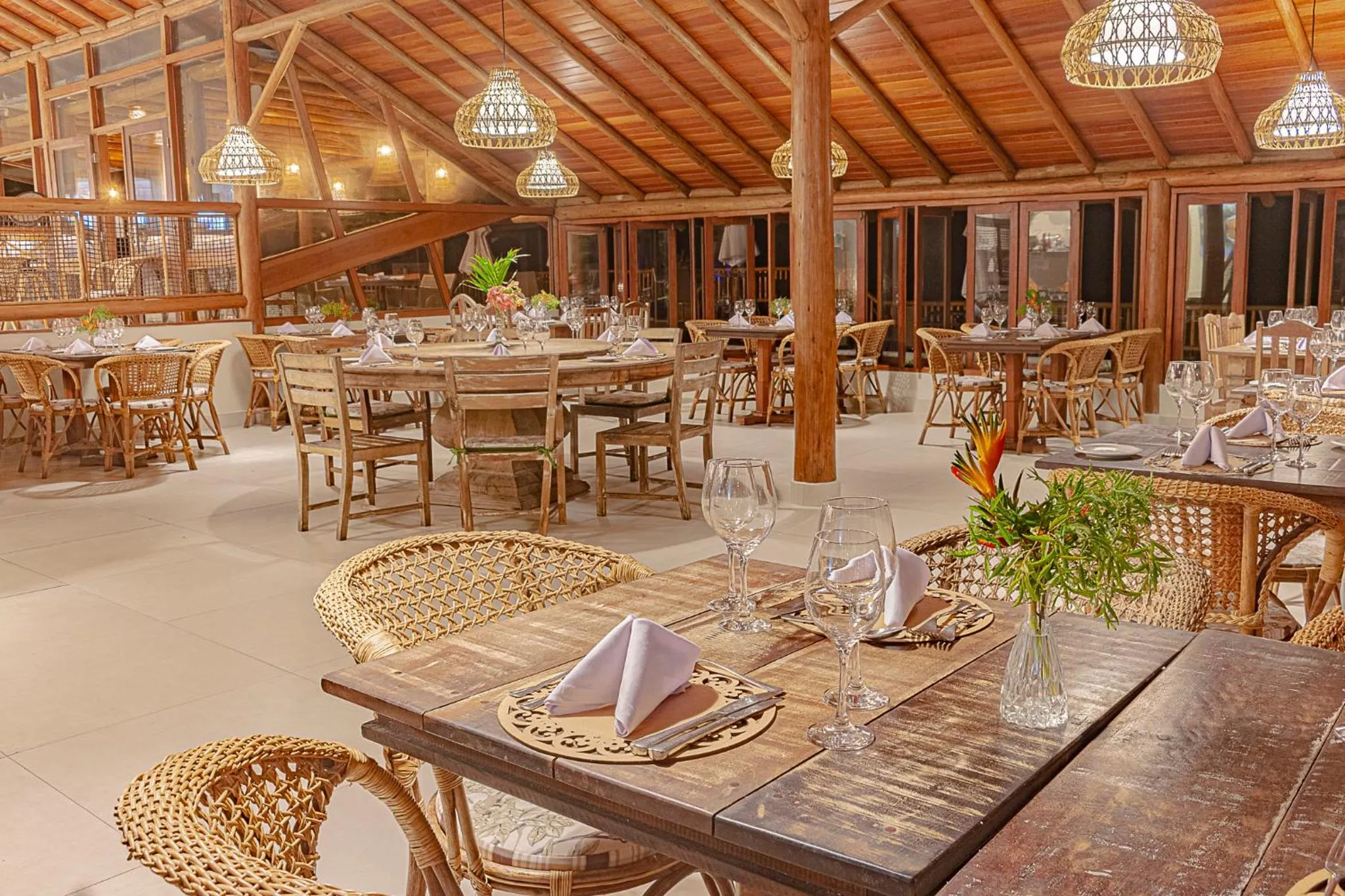 Restaurant/places to eat in Saint Tropez Praia Hotel