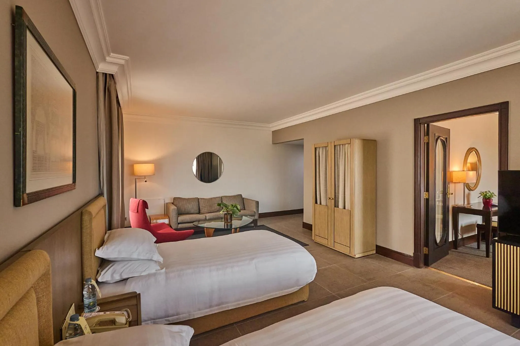 Living room, Bed in Portemilio Hotel & Resort