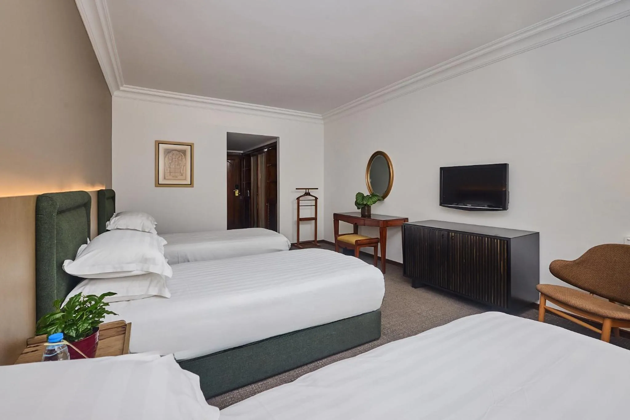 Bed in Portemilio Hotel & Resort