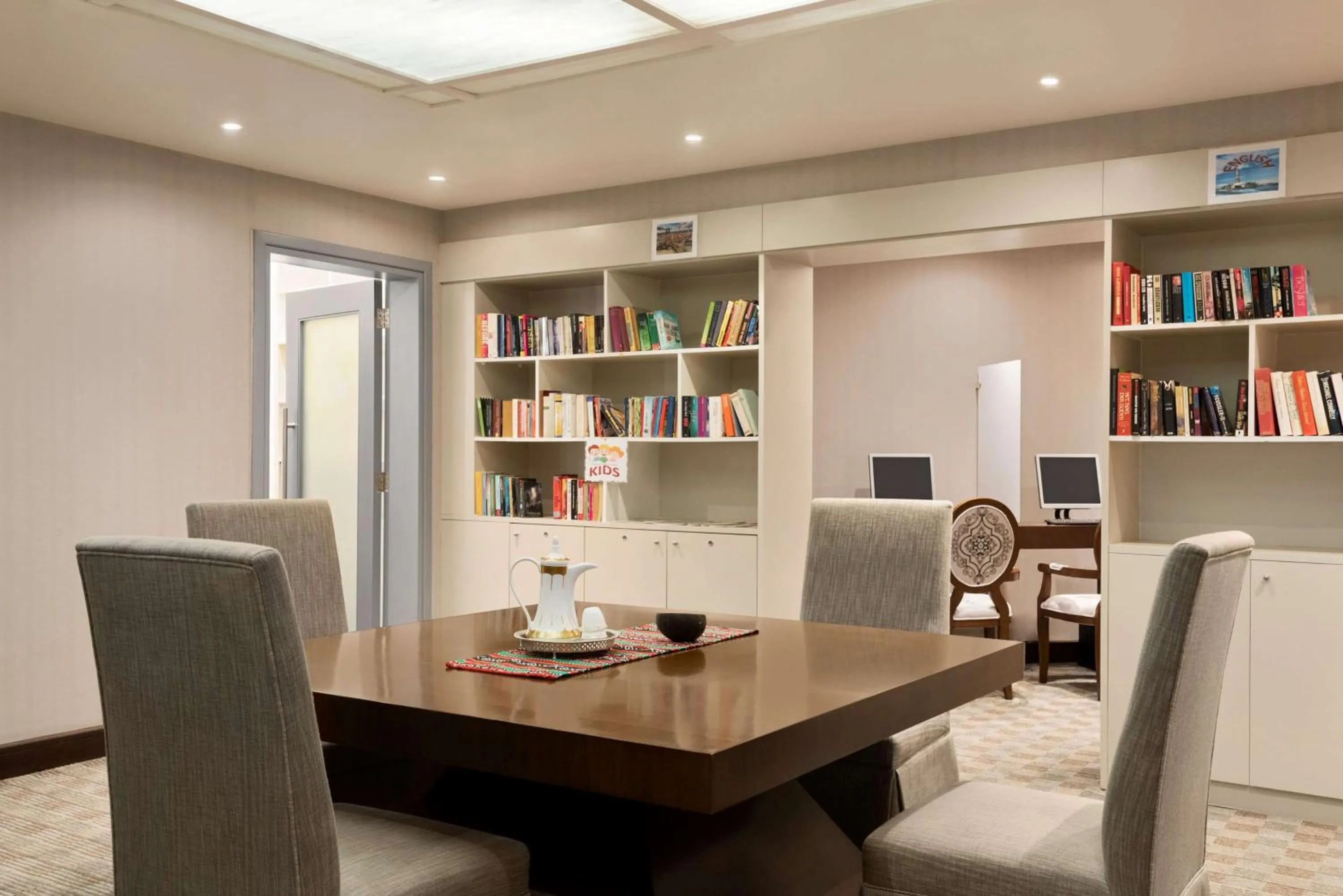 Business facilities in Wyndham Garden Salalah Mirbat