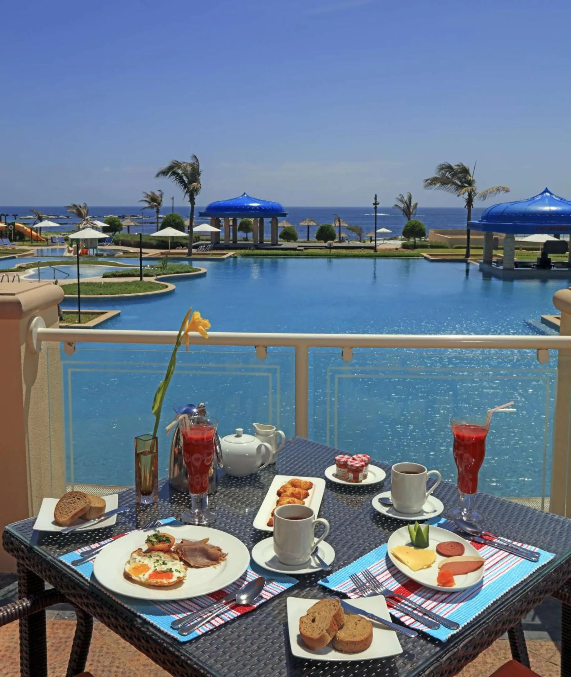 Restaurant/places to eat in Wyndham Garden Salalah Mirbat