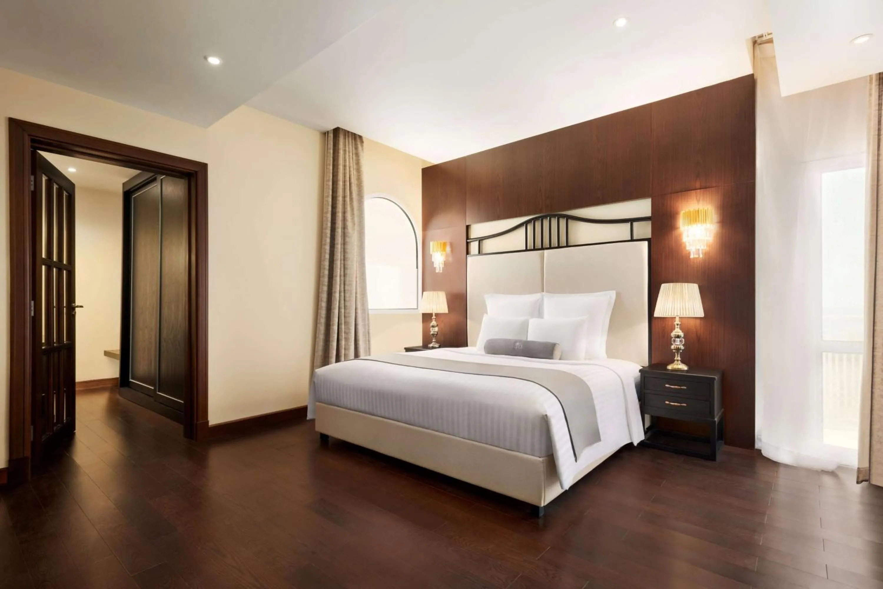 Bedroom, Bed in Wyndham Garden Salalah Mirbat