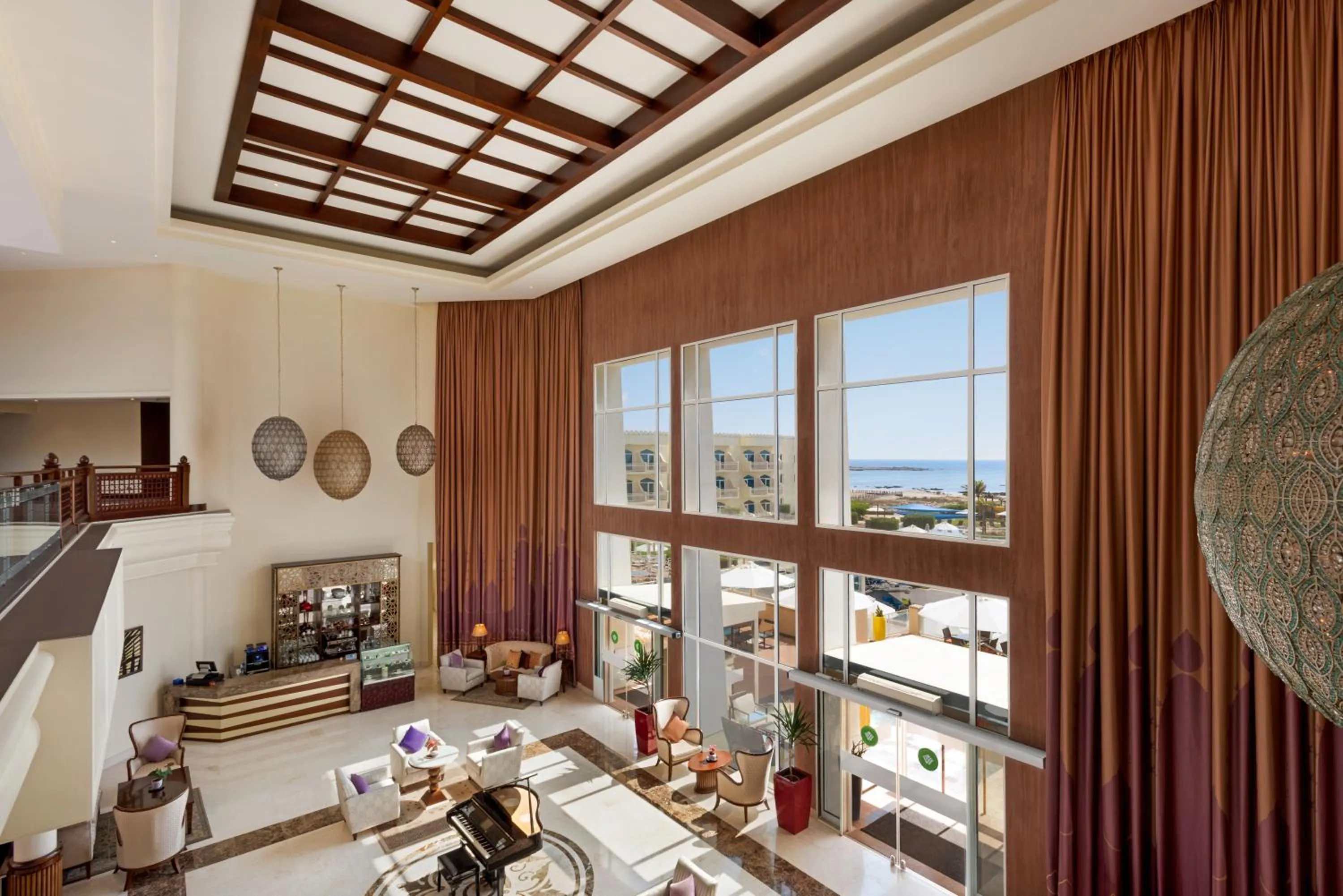 Lounge or bar in Wyndham Garden Salalah Mirbat