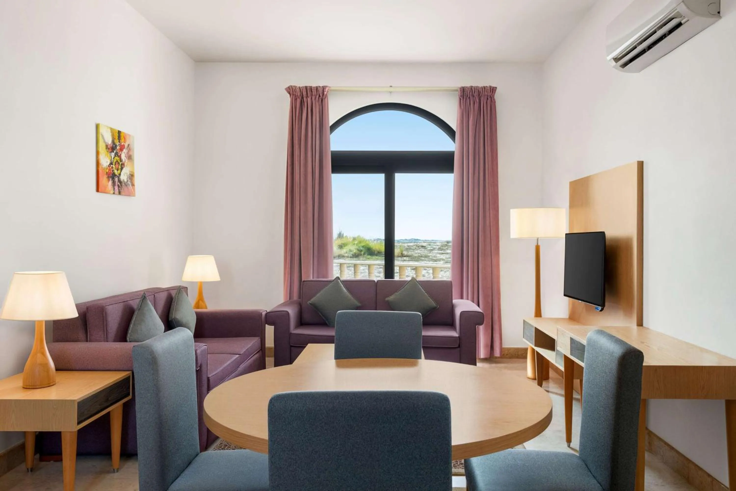 Bedroom in Wyndham Garden Salalah Mirbat