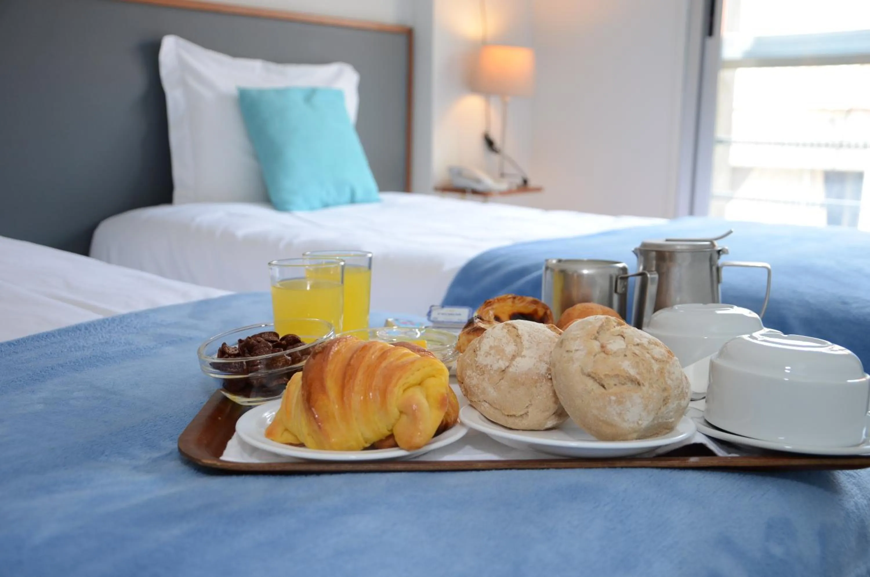 Food and drinks, Bed in Hotel Girassol