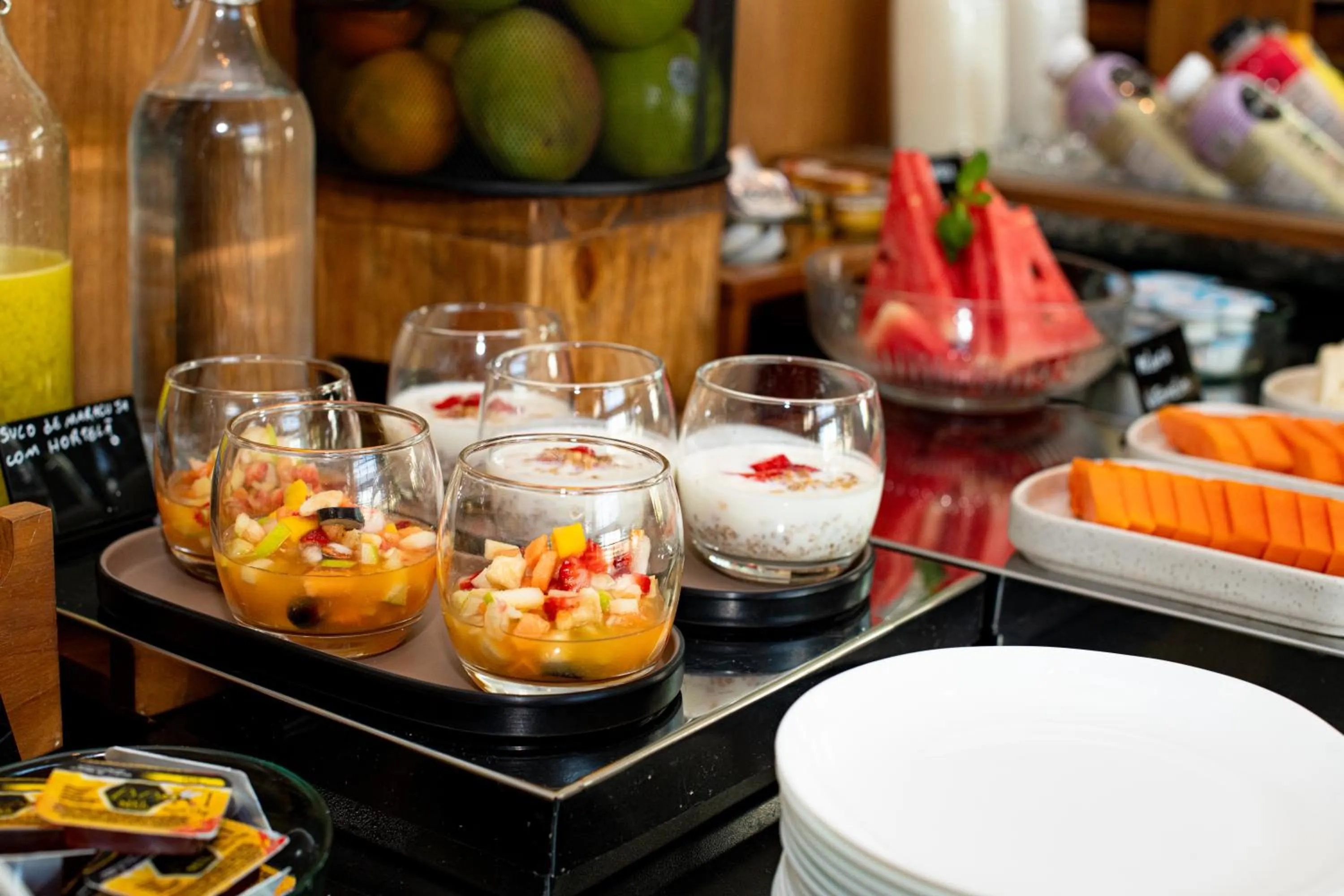 Breakfast in I am Design Hotel Campinas by Hotelaria Brasil