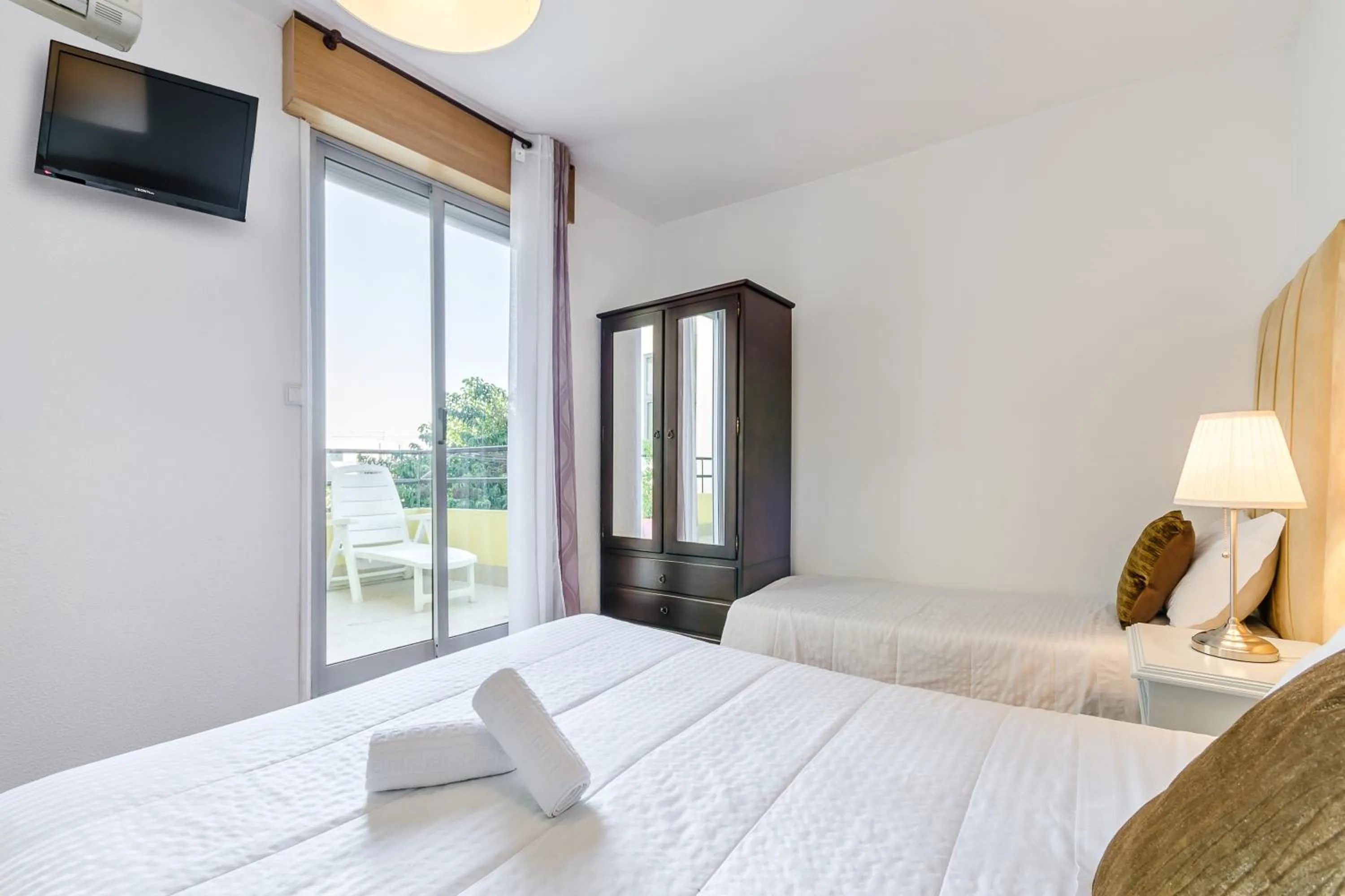 Bedroom, Bed in Santa Clara Porto