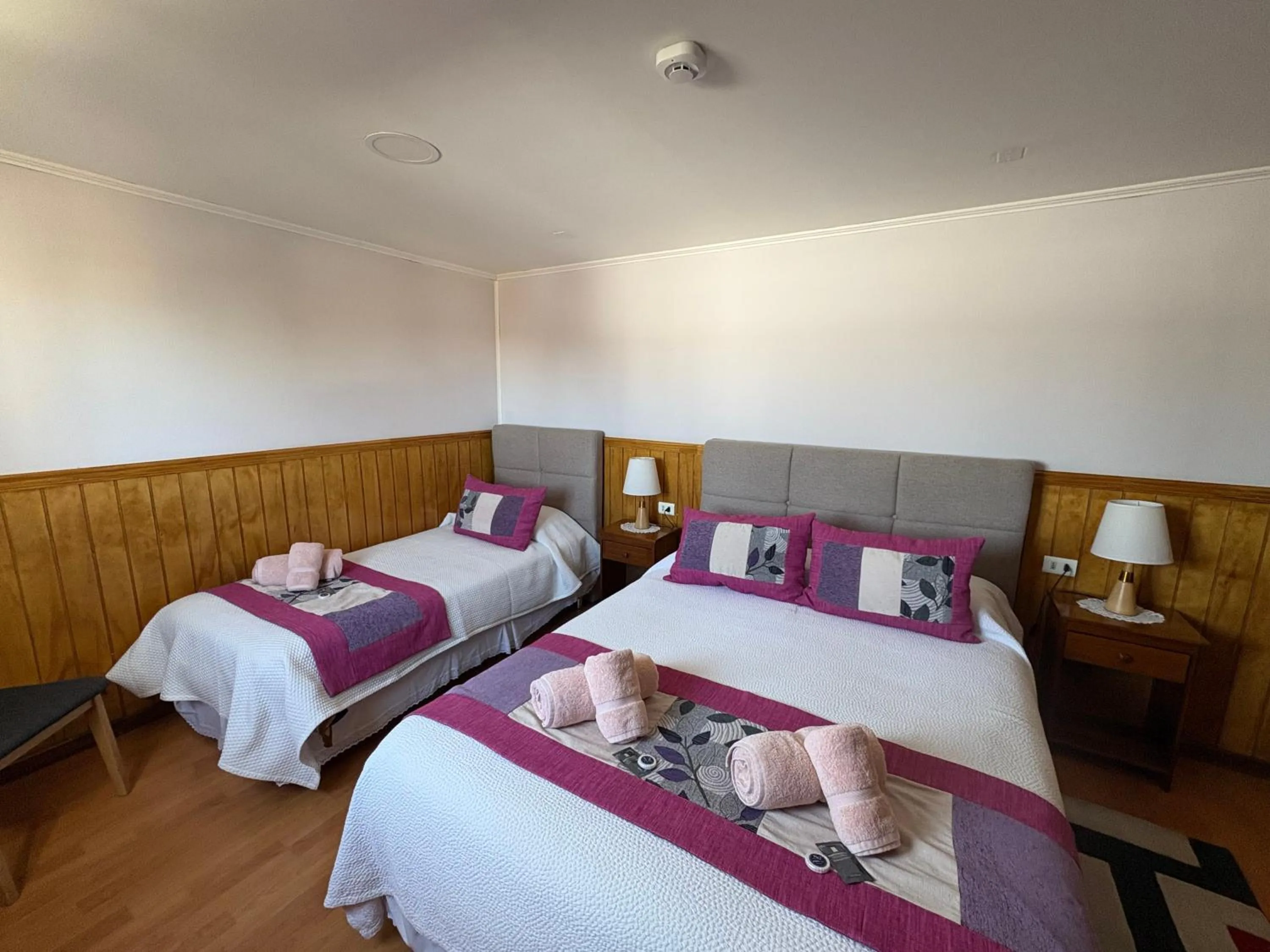 Bed in Hostal America en Puerto Natales