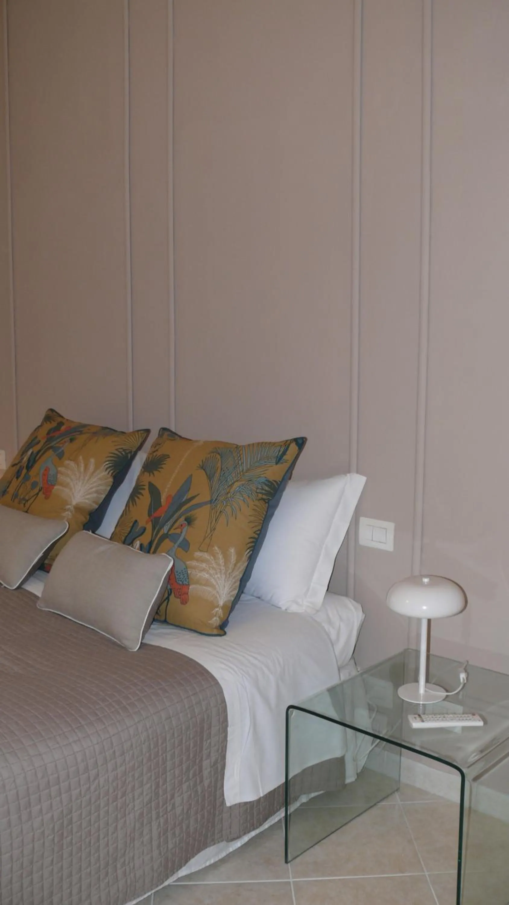 Bed in Camera Con Vista