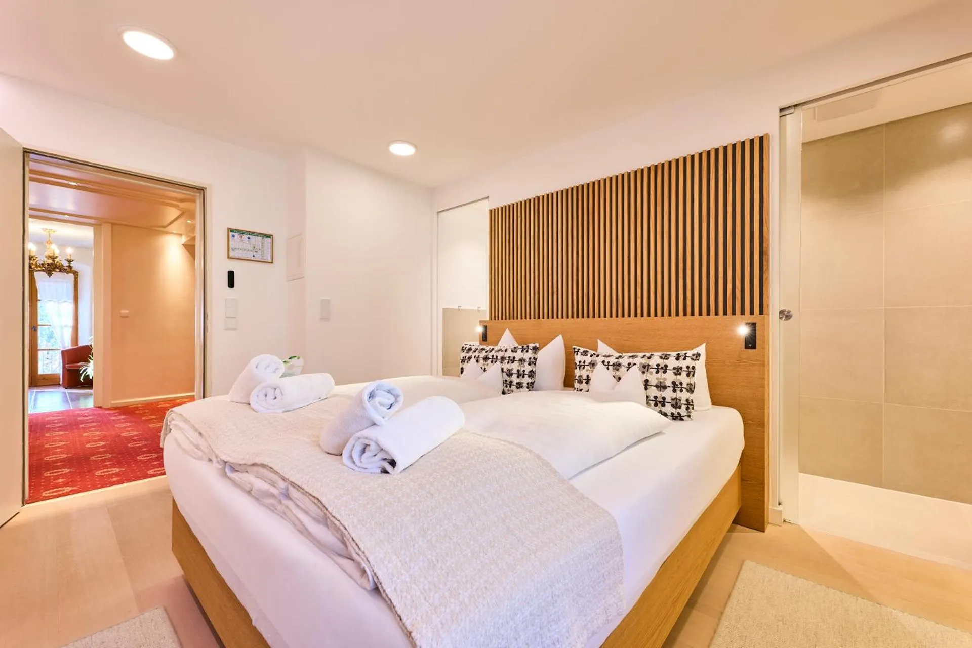 Photo of the whole room, Bed in Hotel Waldgasthof Buchenhain