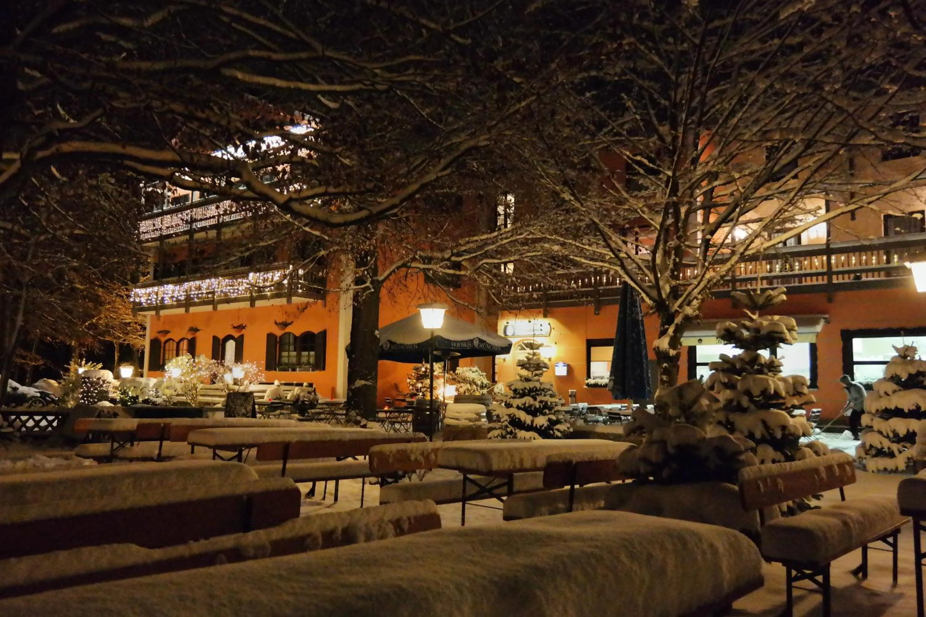 Garden in Hotel Waldgasthof Buchenhain